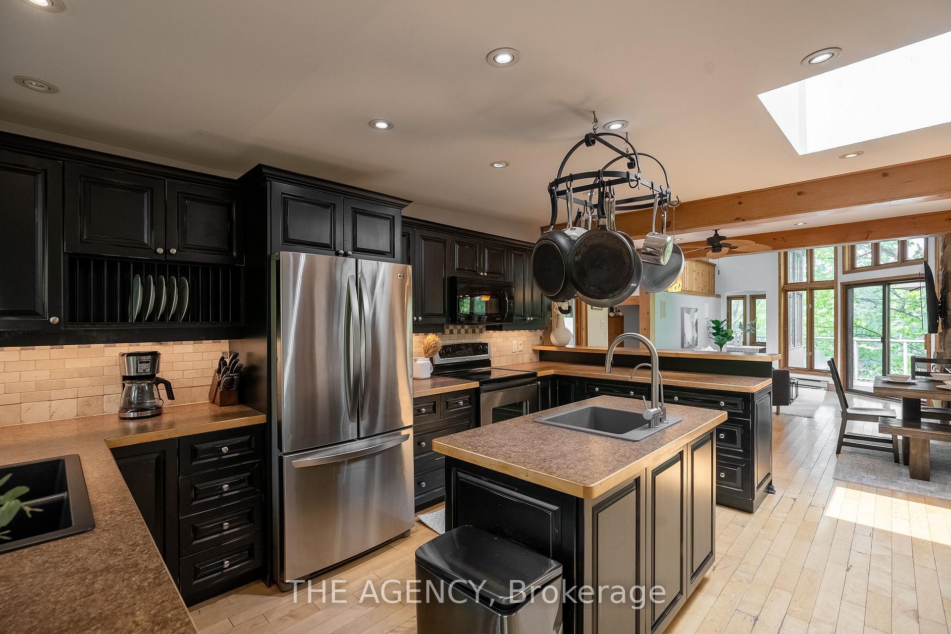 Photo 11 of 45 Pinetree Road, Gravenhurst, Muskoka (S) — HOMEH