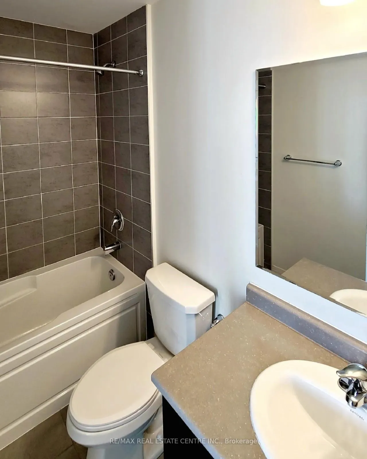 Photo 6 of Unit 606, 1105 Leger Way, Milton, Ford — HOMEH