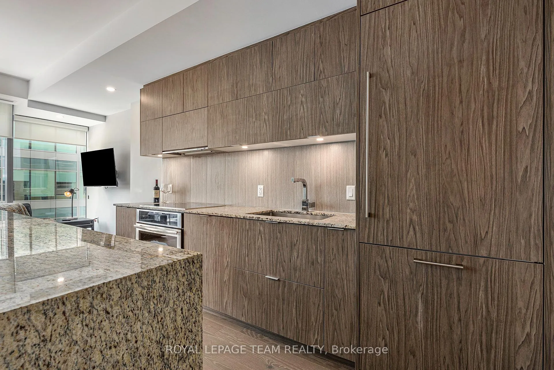 Photo 3 of Unit 1509, 101 Queen Street, Ottawa, Ottawa Centre — HOMEH