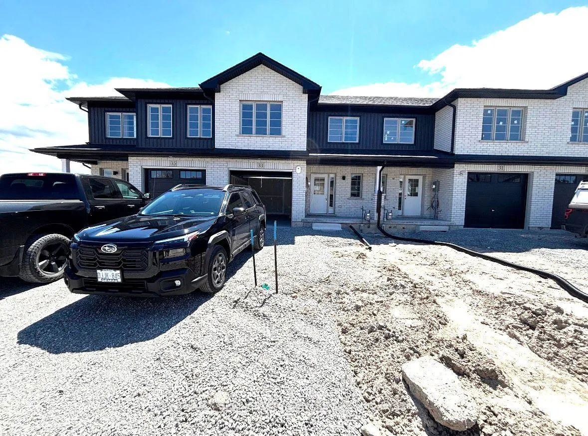 Photo 1 of 33 Strath Crescent, Springwater, Elmvale — HOMEH