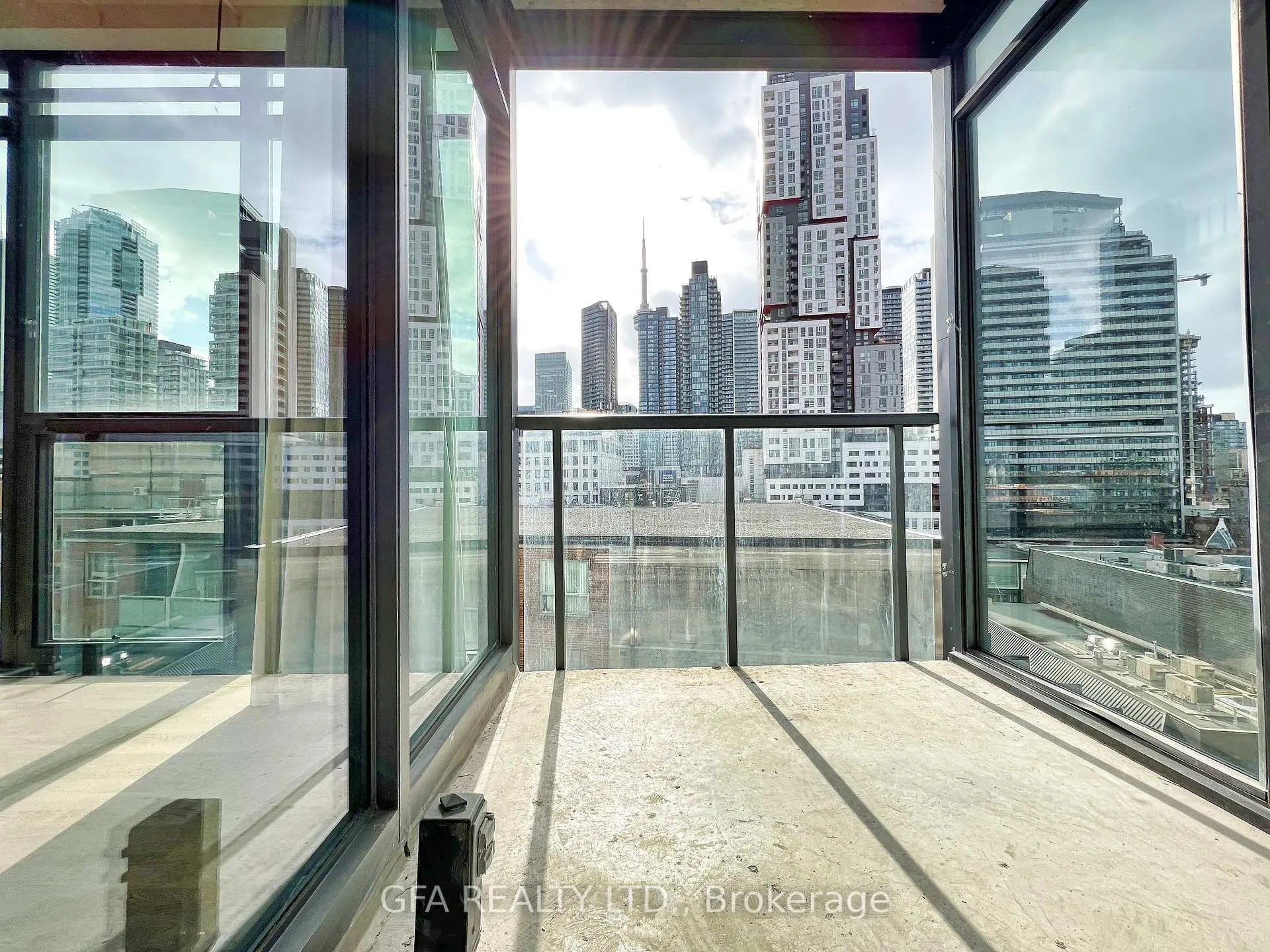 Photo 17 of Unit 810, 15 Beverley Street, Toronto, Kensington-Chinatown — HOMEH