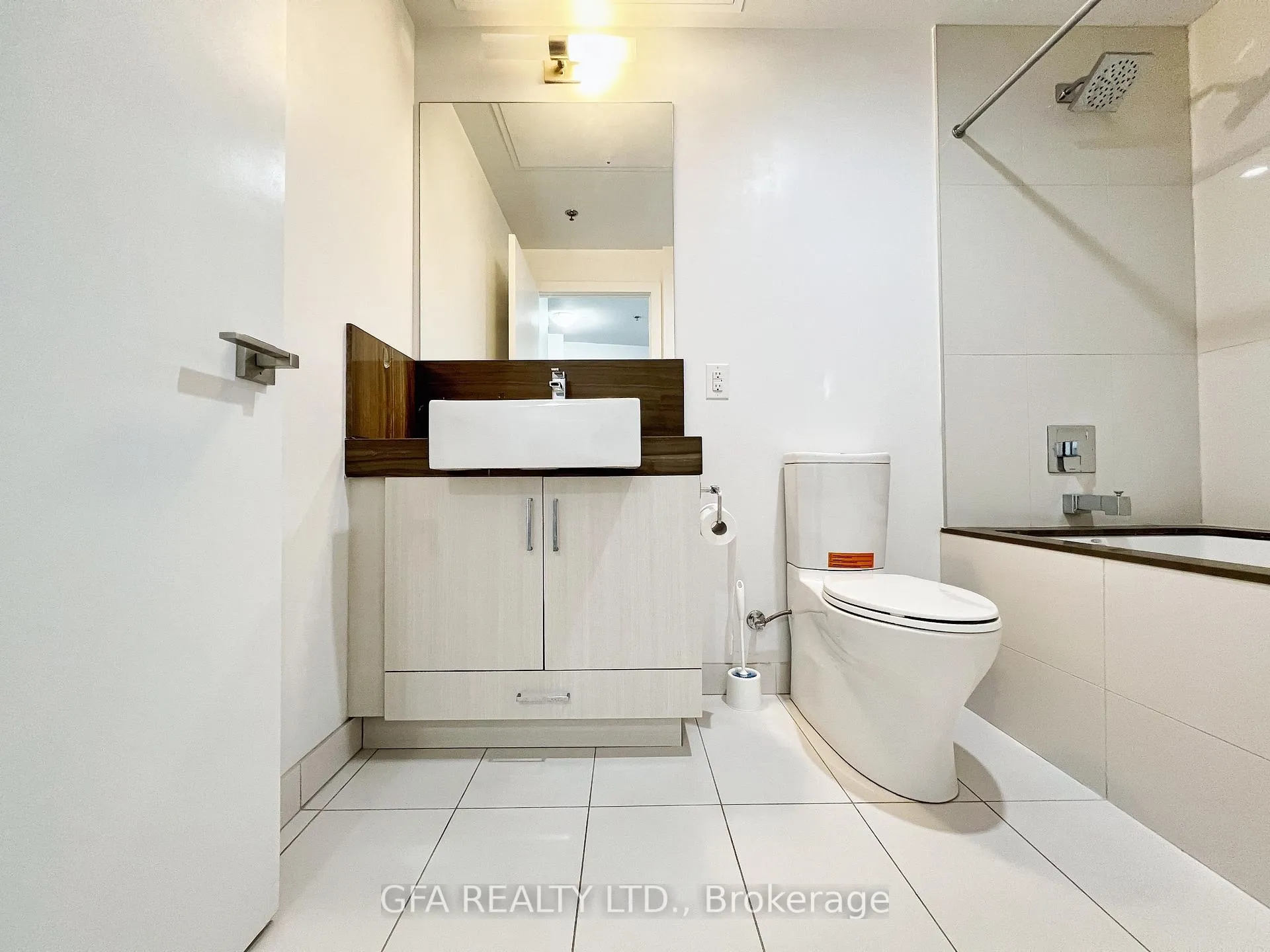 Photo 37 of Unit 810, 15 Beverley Street, Toronto, Kensington-Chinatown — HOMEH