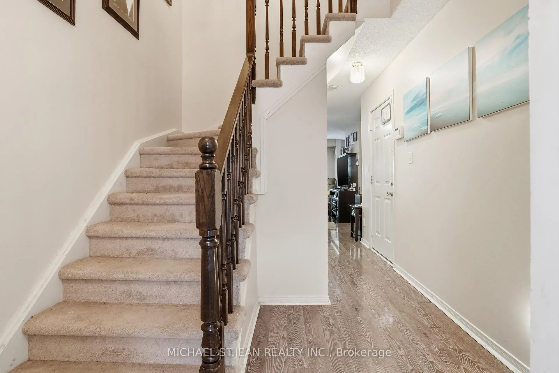 Photo 3 of Unit 2, 565 Rymal Road E, Hamilton, Butler — HOMEH