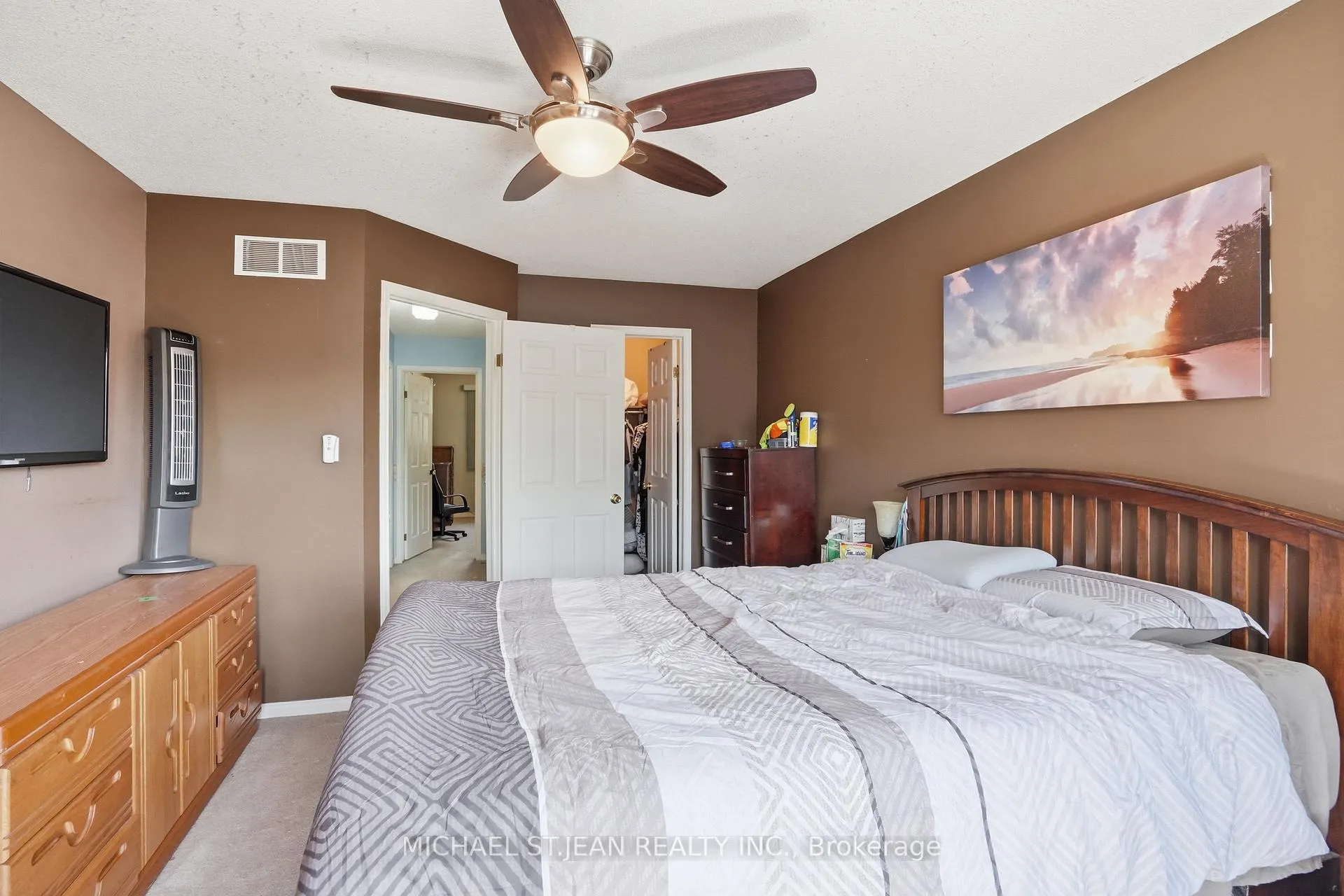 Photo 14 of Unit 2, 565 Rymal Road E, Hamilton, Butler — HOMEH