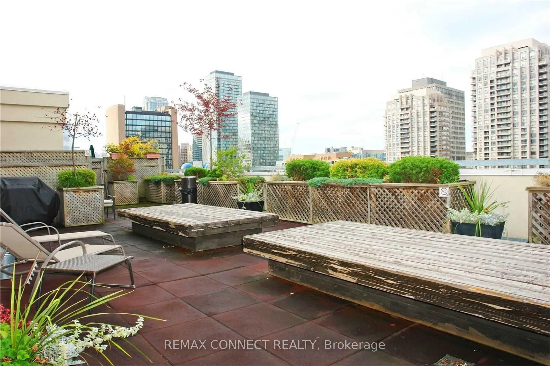 Photo 12 of Unit 1006, 8 Wellesley Street E, Toronto, Church-Yonge Corridor — HOMEH