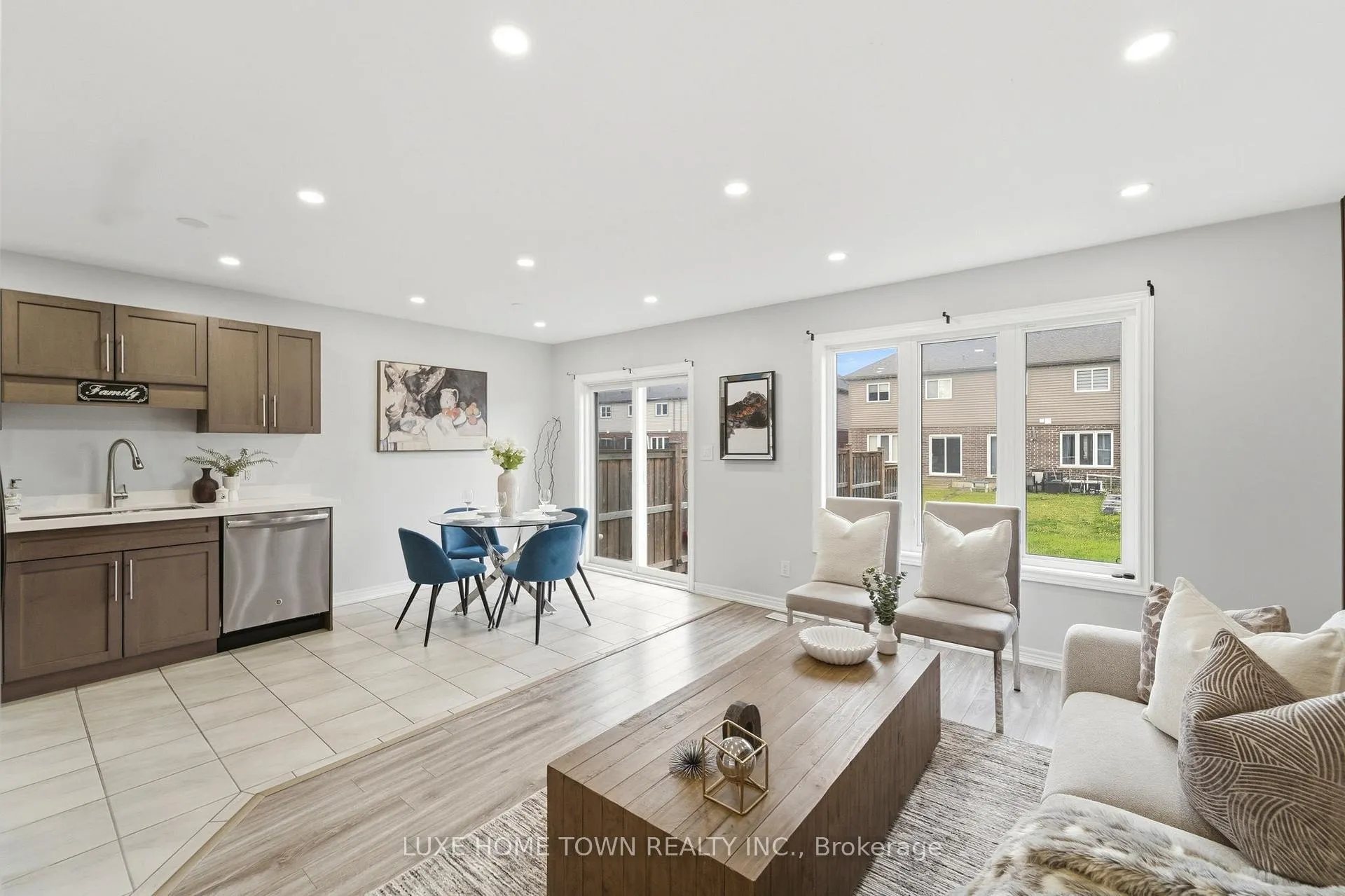 Photo 15 of 100 Monarch Street, Welland, Coyle Creek — HOMEH