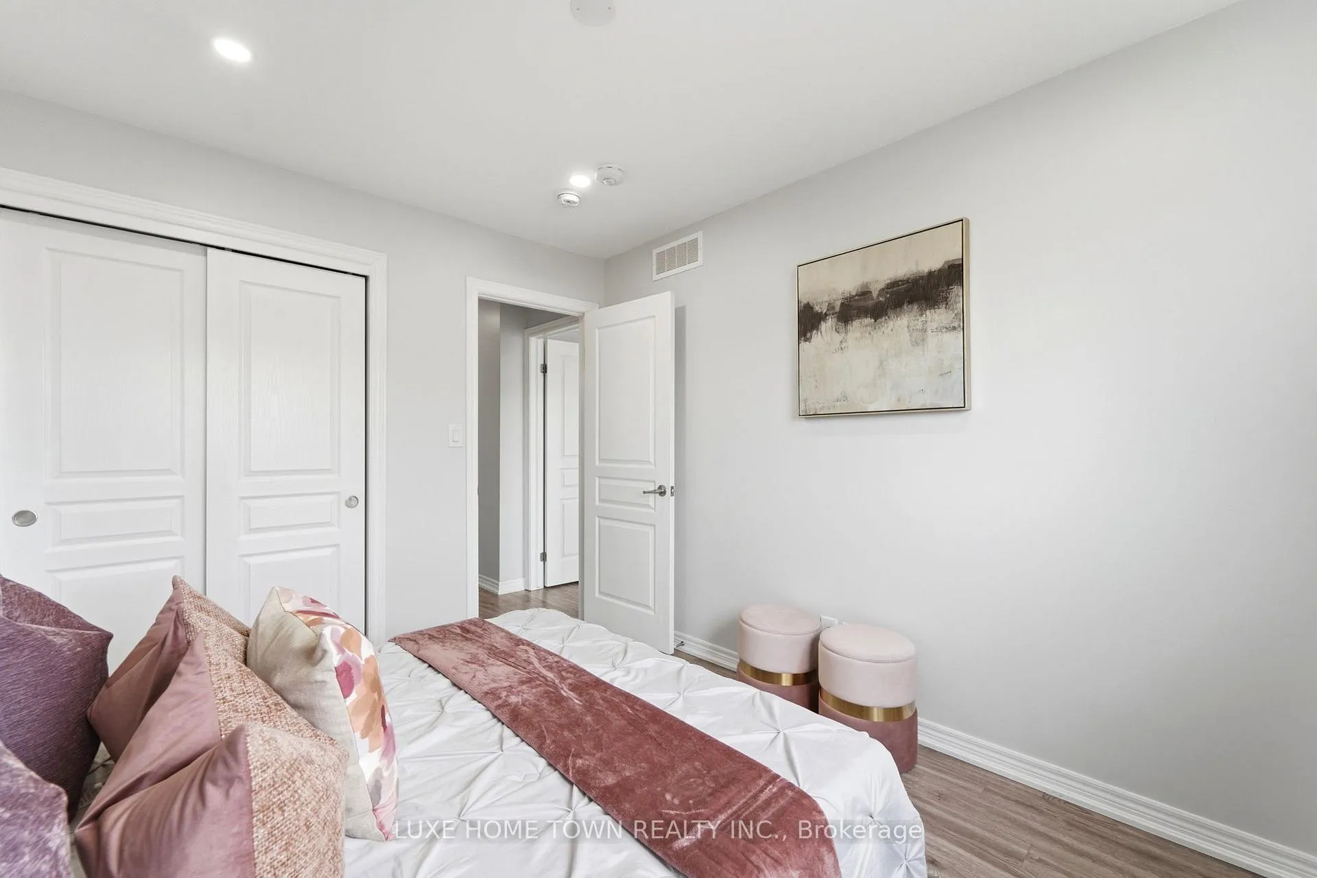 Photo 24 of 100 Monarch Street, Welland, Coyle Creek — HOMEH
