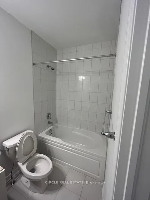 Photo 15 of 60 Melmar Street, Brampton, Northwest Brampton — HOMEH