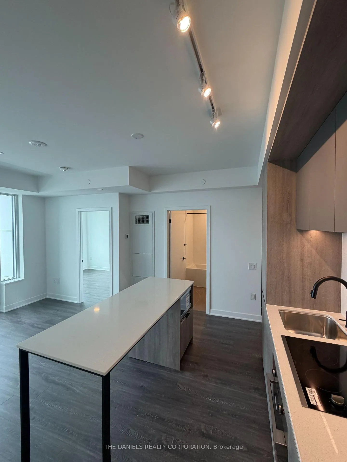 Photo of Unit 2409, 2495 Eglinton Avenue W