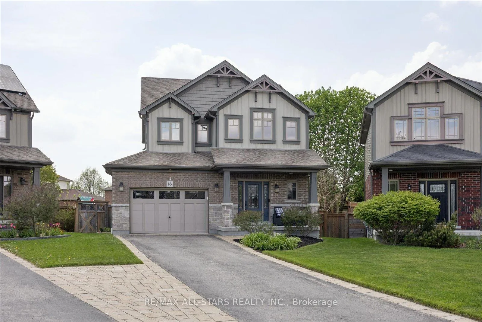 Photo 2 of 18 Carleton Trail, New Tecumseth, Beeton — HOMEH