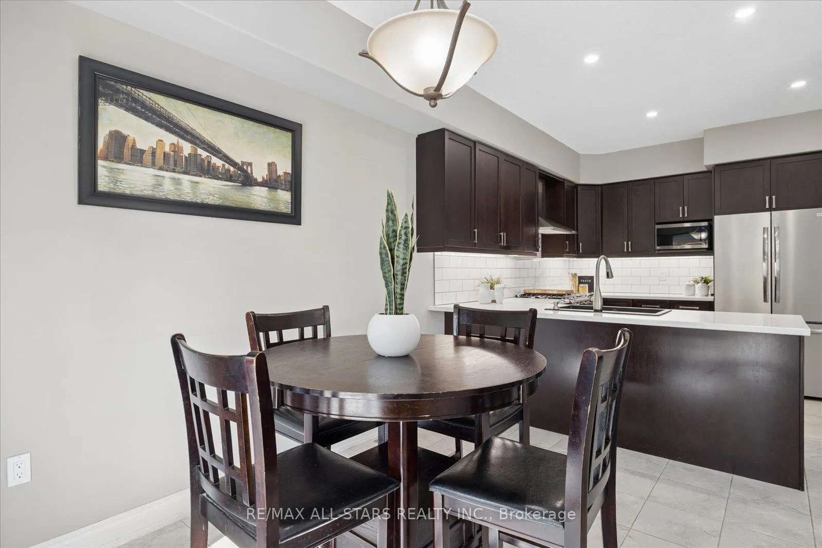 Photo 17 of 18 Carleton Trail, New Tecumseth, Beeton — HOMEH