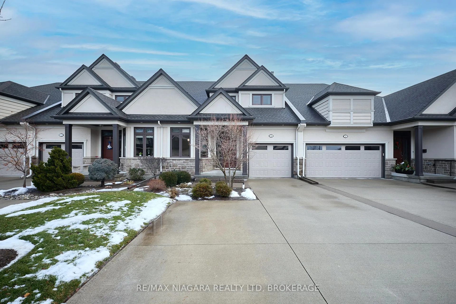 Photo 1 of Unit 7, 14 Emerald Common, St. Catharines, Lakeshore — HOMEH