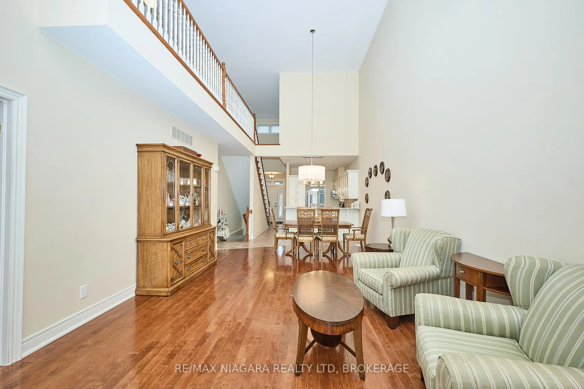 Photo 14 of Unit 7, 14 Emerald Common, St. Catharines, Lakeshore — HOMEH