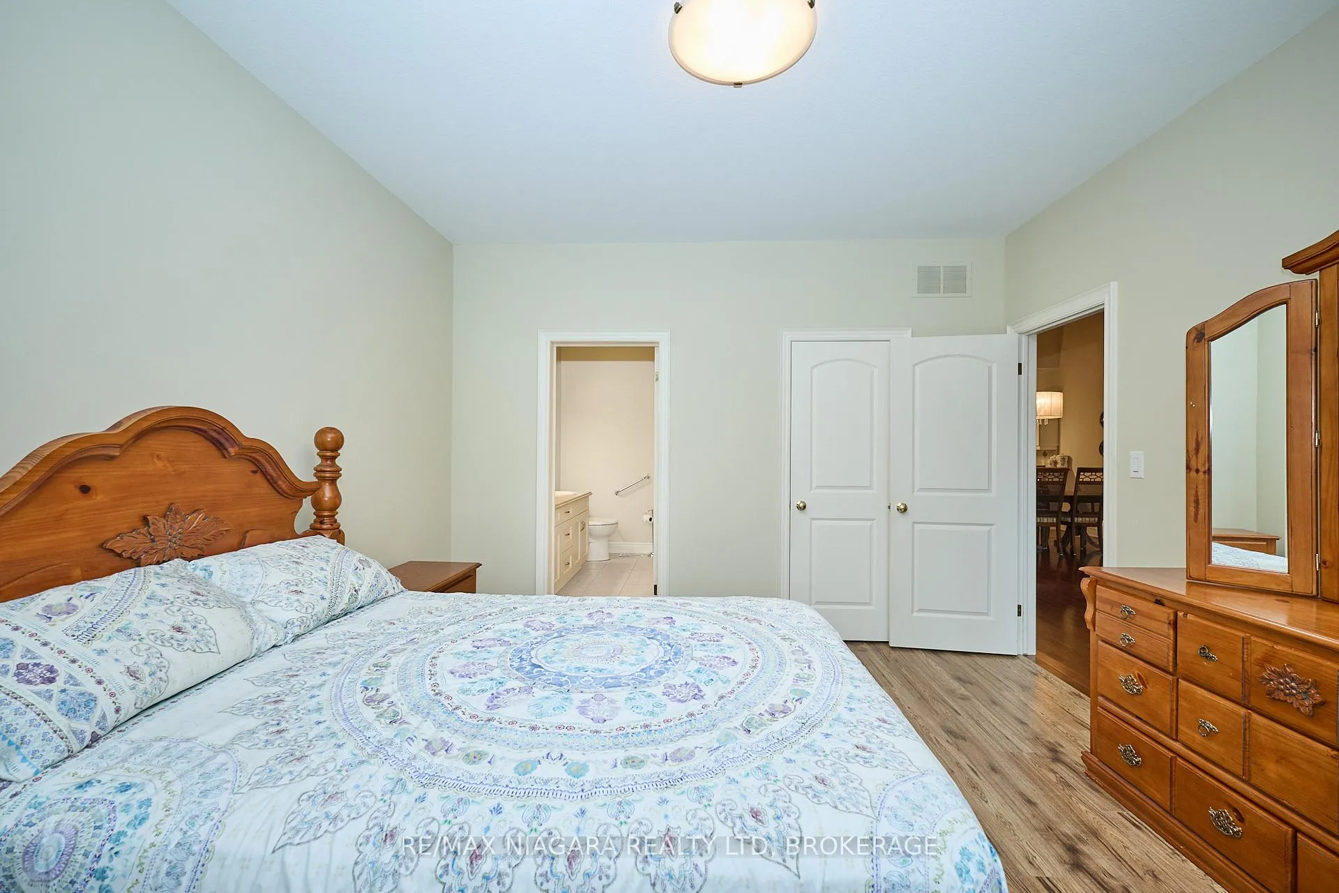 Photo 18 of Unit 7, 14 Emerald Common, St. Catharines, Lakeshore — HOMEH