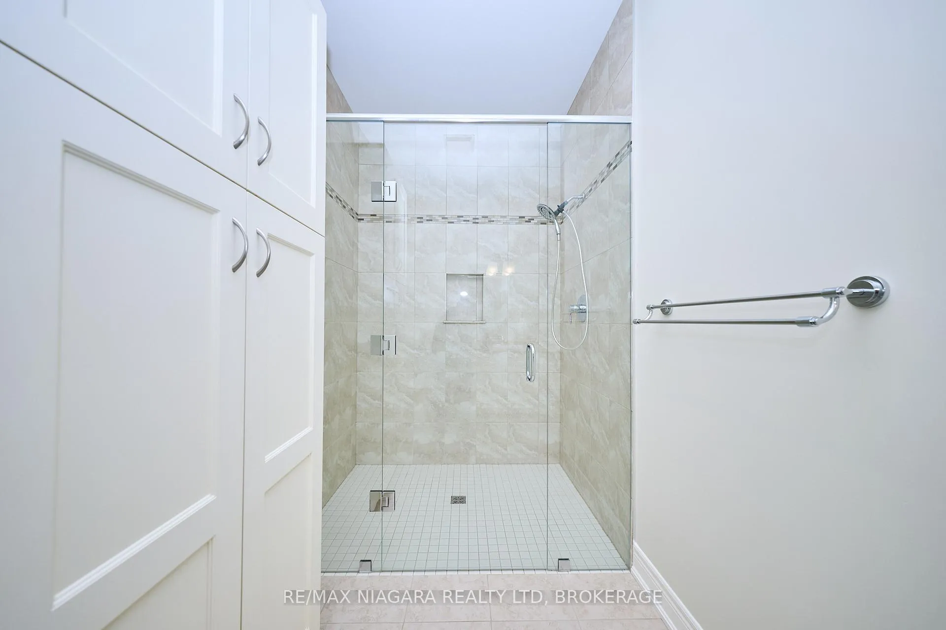 Photo 20 of Unit 7, 14 Emerald Common, St. Catharines, Lakeshore — HOMEH