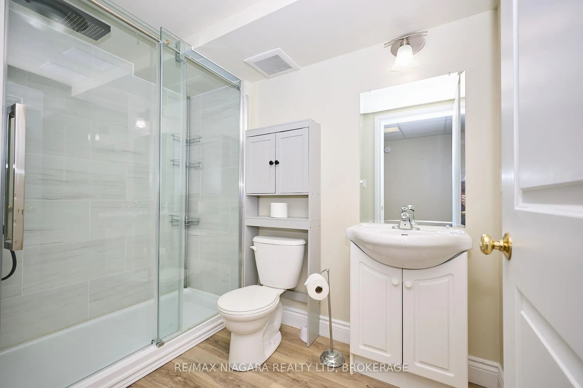Photo 22 of Unit 7, 14 Emerald Common, St. Catharines, Lakeshore — HOMEH