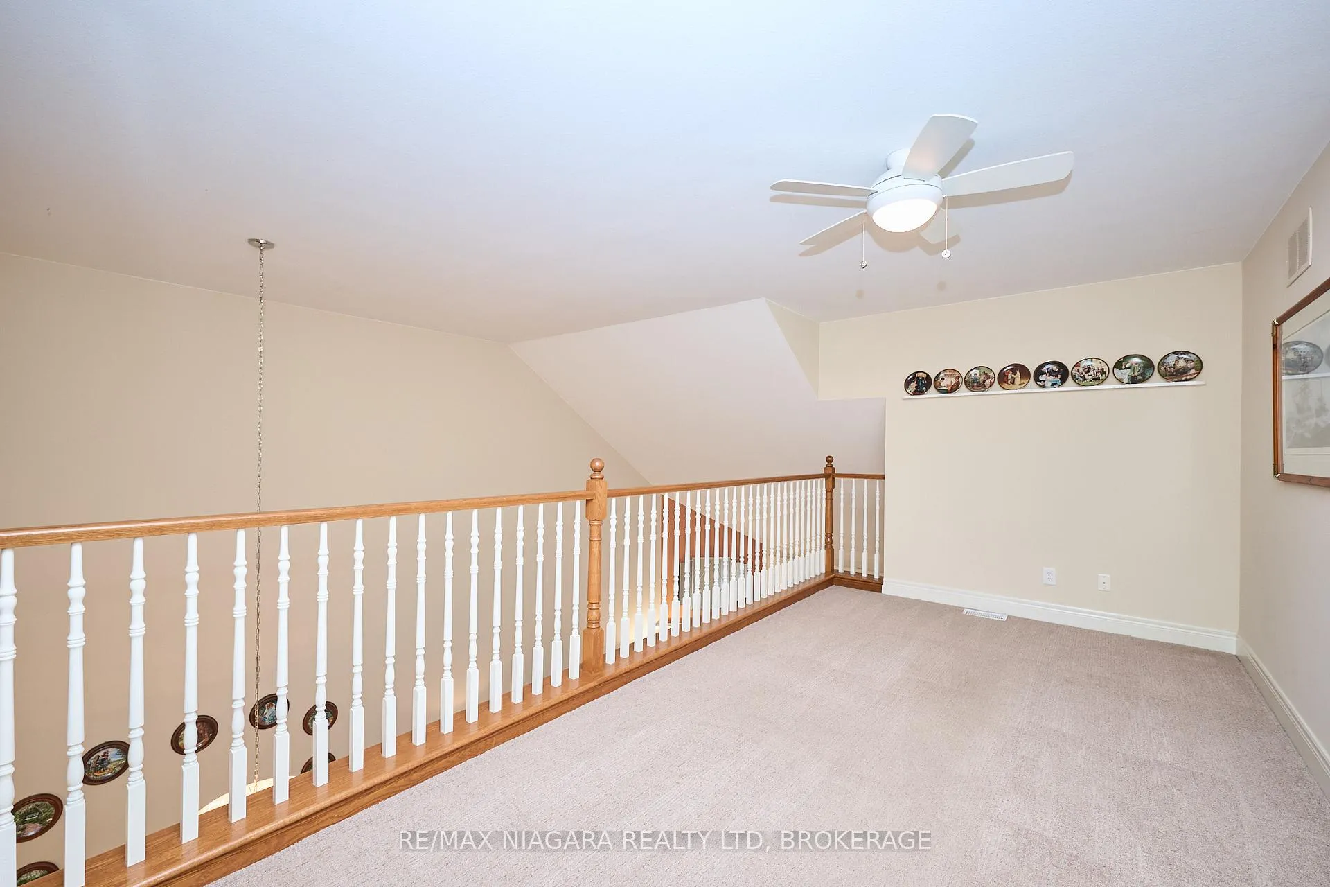 Photo 23 of Unit 7, 14 Emerald Common, St. Catharines, Lakeshore — HOMEH