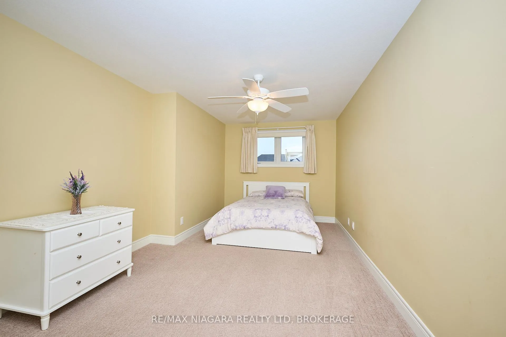 Photo 25 of Unit 7, 14 Emerald Common, St. Catharines, Lakeshore — HOMEH