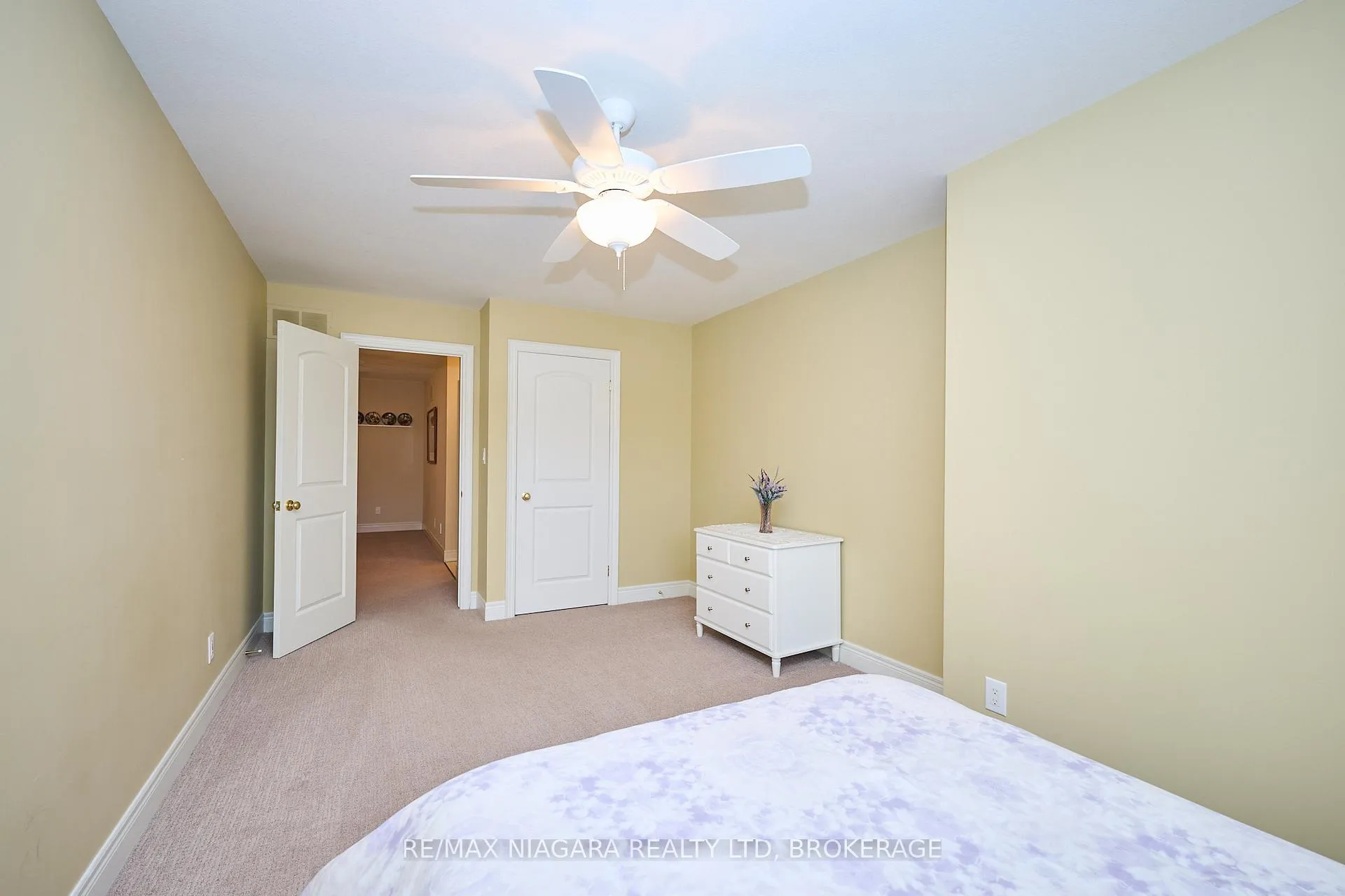 Photo 26 of Unit 7, 14 Emerald Common, St. Catharines, Lakeshore — HOMEH