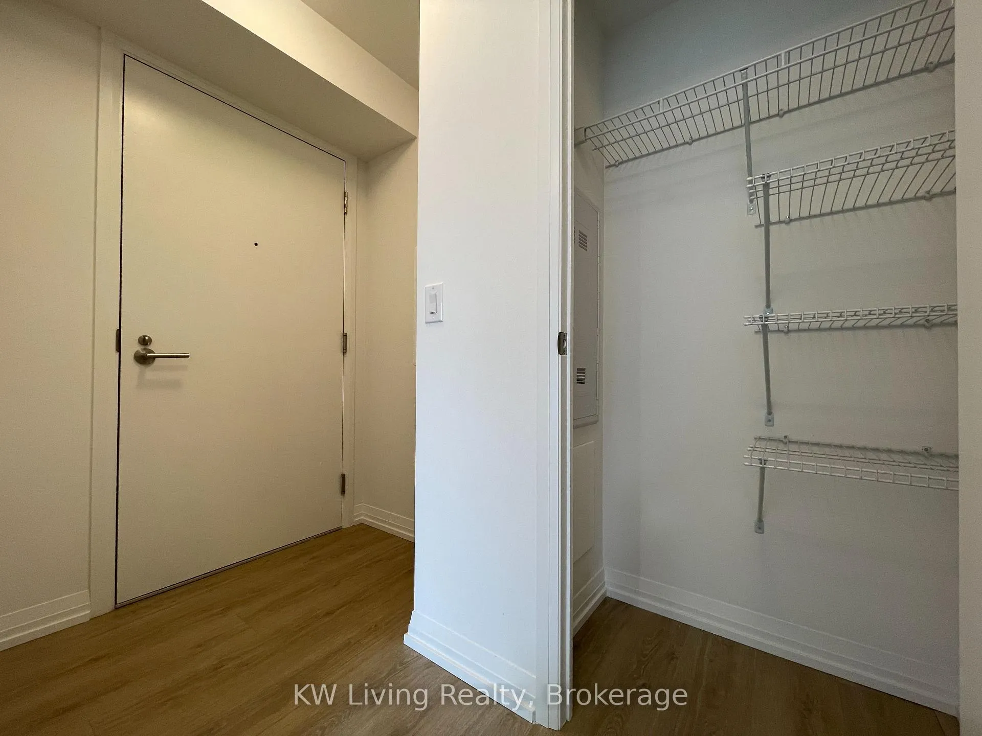 Photo 9 of Unit 2801, 8 Widmer Street, Toronto, Waterfront Communities — HOMEH