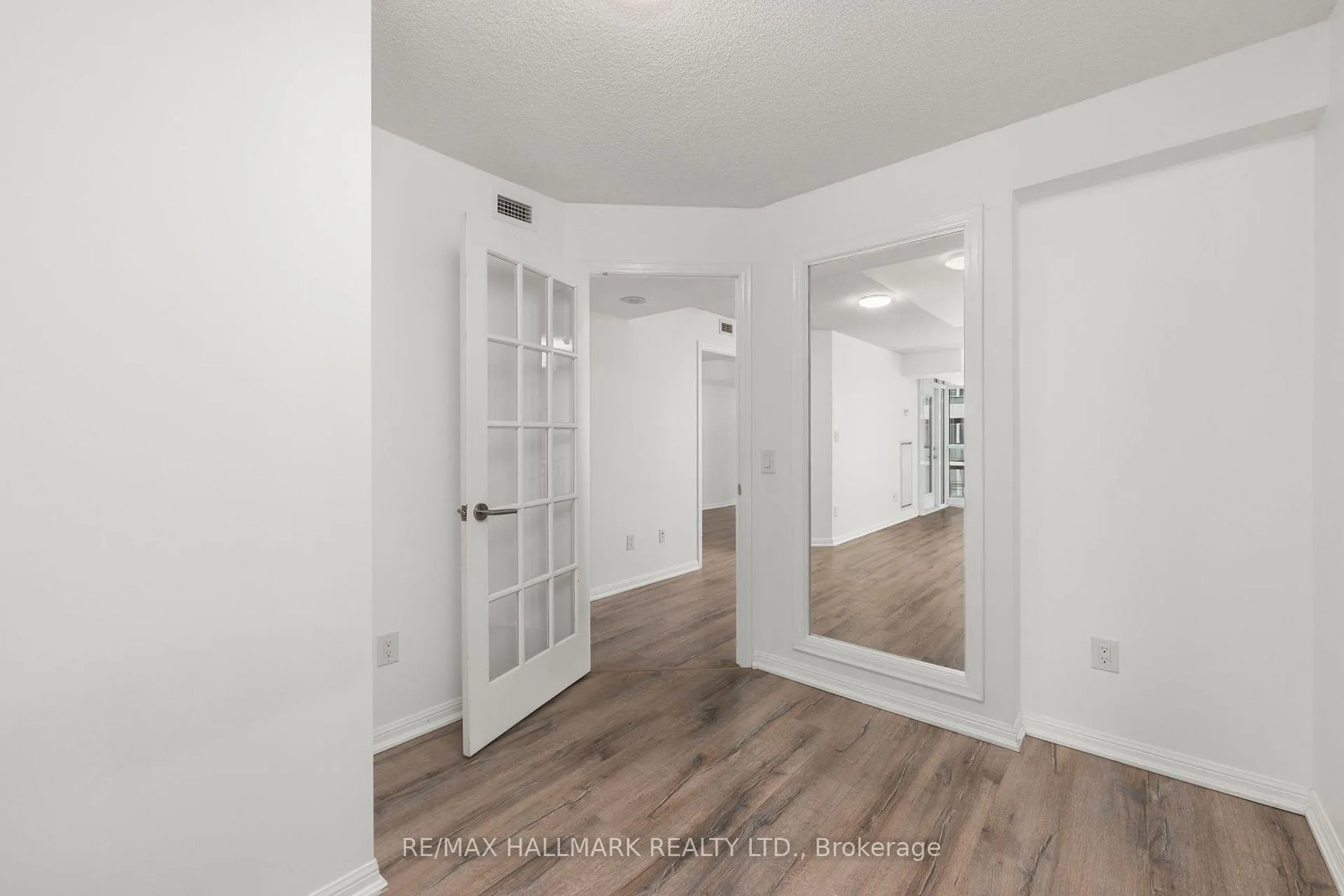 Photo 24 of Unit 502, 400 Adelaide Street E, Toronto, Moss Park — HOMEH