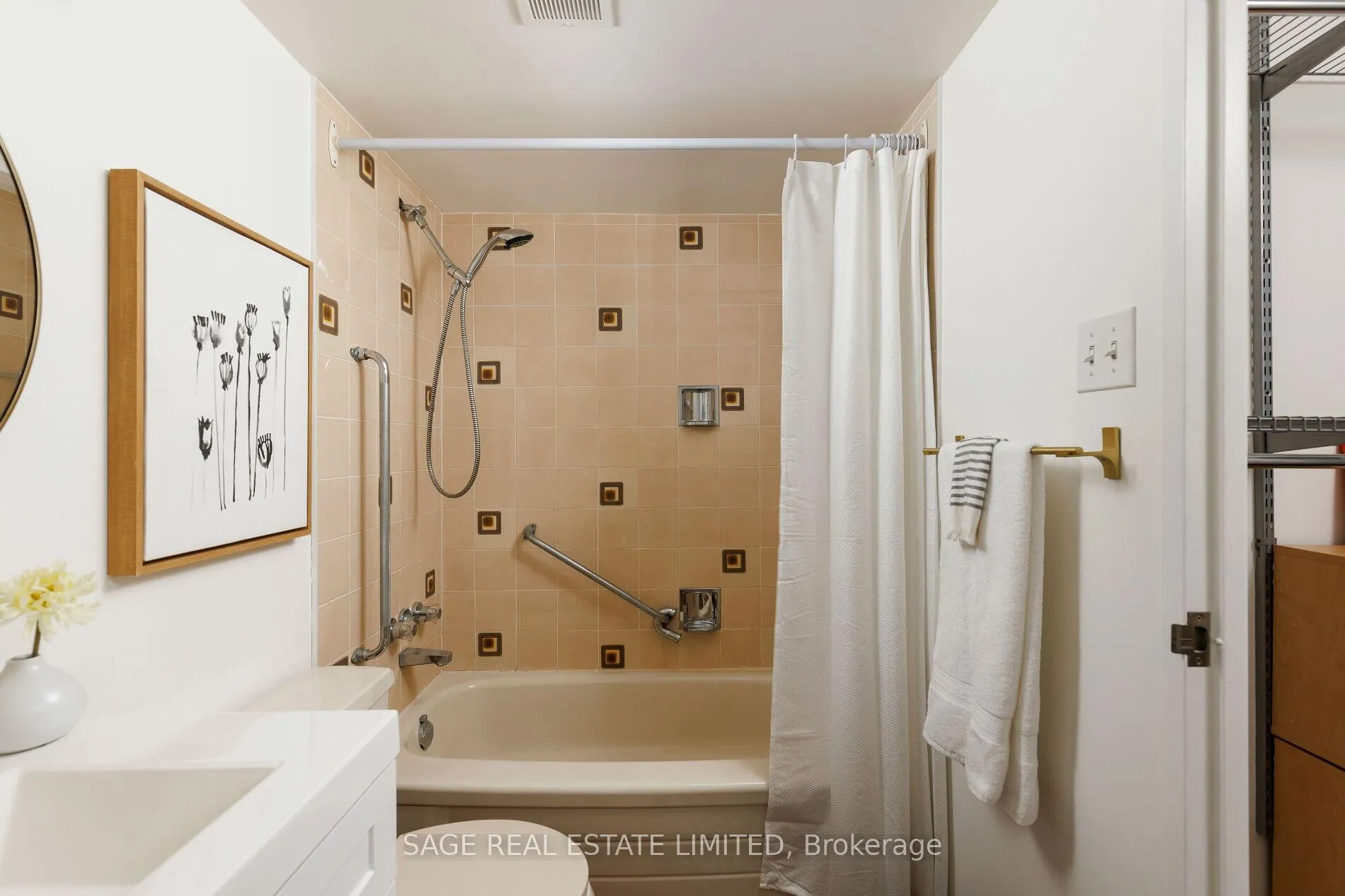 Photo 32 of Unit 512, 40 Sylvan Valley Way, Toronto, Bedford Park-Nortown — HOMEH
