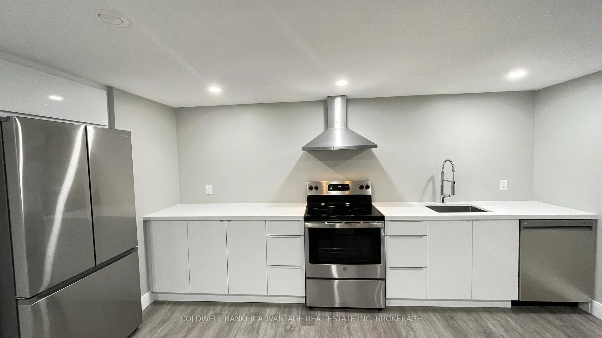Photo 4 of Unit Lower, 49 Jacobson Avenue, St. Catharines, Glendale/Glenridge — HOMEH