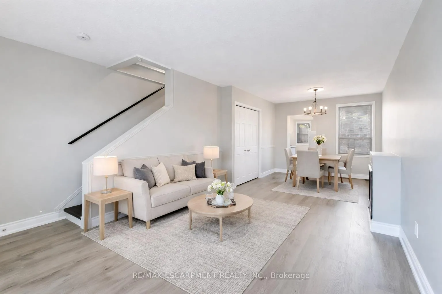Photo 1 of 187 Barton Street W, Hamilton, Central — HOMEH