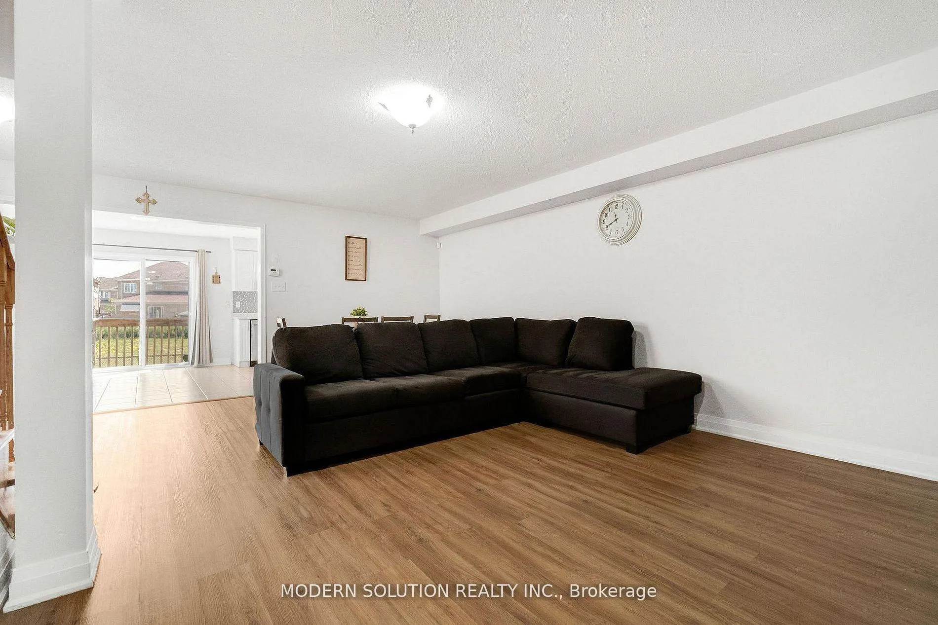 Photo 14 of 67 Roundstone Drive, Brampton, Credit Valley — HOMEH