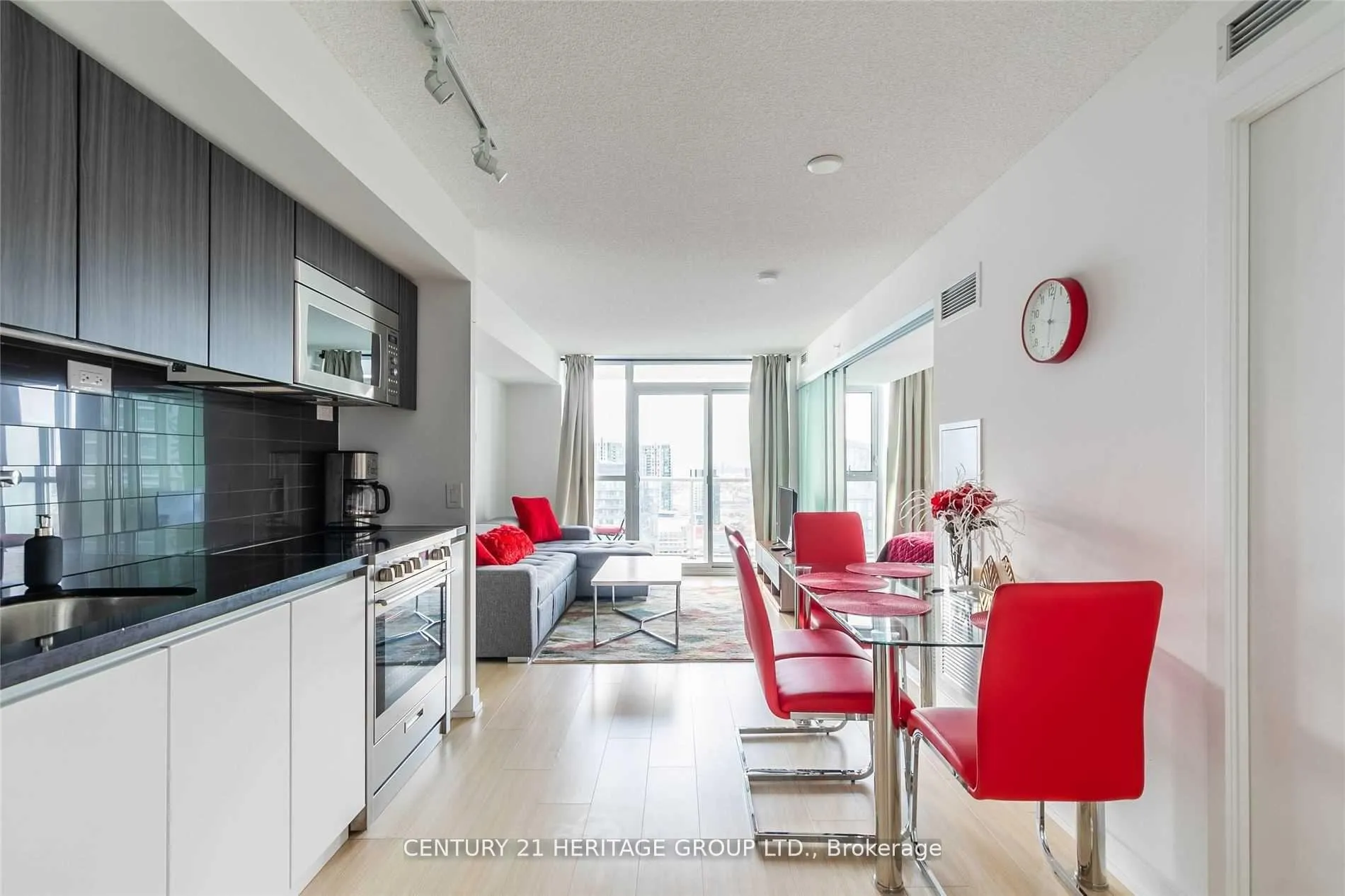 Photo 8 of Unit 3810, 75 Queens Wharf Road, Toronto, Waterfront Communities — HOMEH
