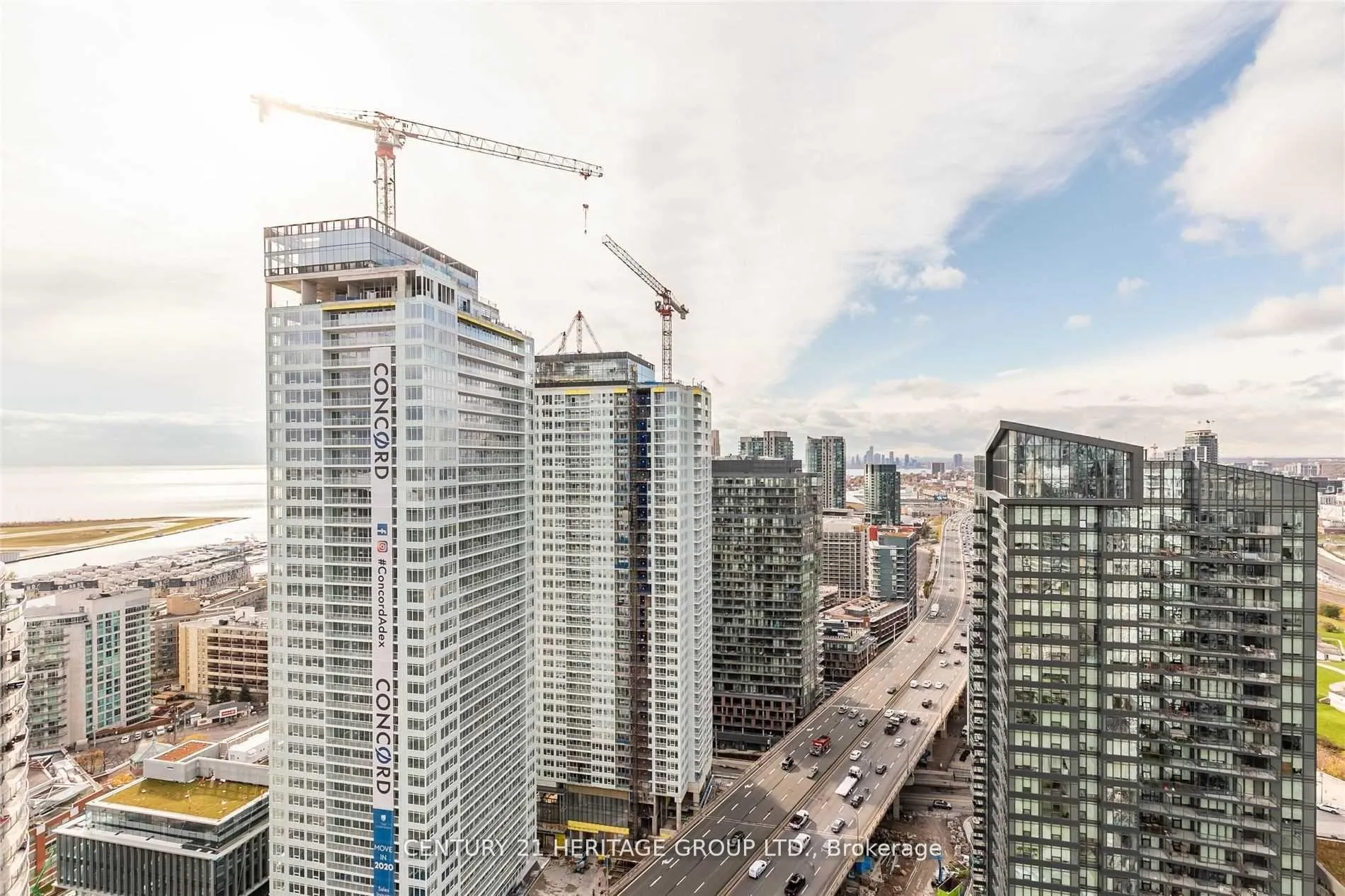 Photo 14 of Unit 3810, 75 Queens Wharf Road, Toronto, Waterfront Communities — HOMEH