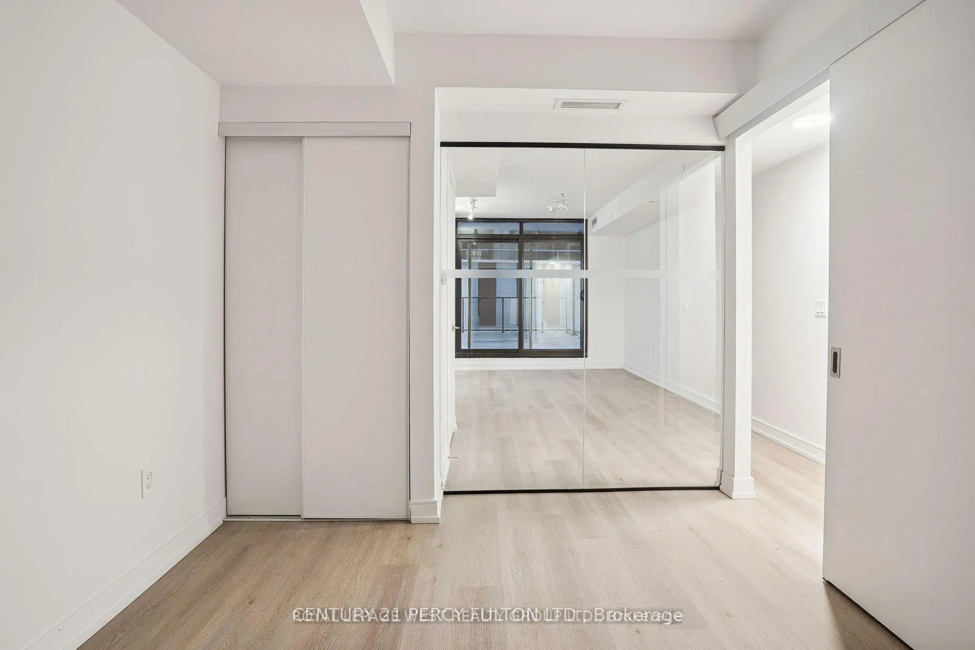Photo 3 of Unit 321, 1 Jarvis Street, Hamilton, Beasley — HOMEH