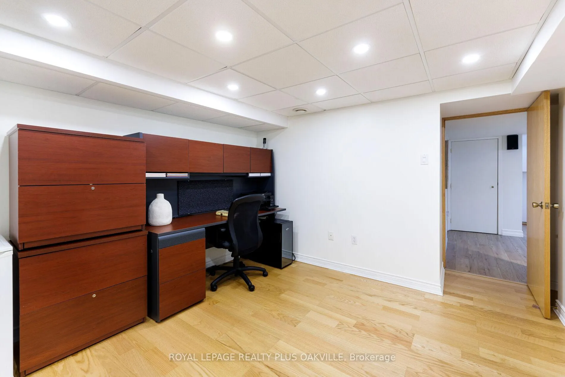 Photo 37 of 475 Sunset Drive, Oakville, West — HOMEH