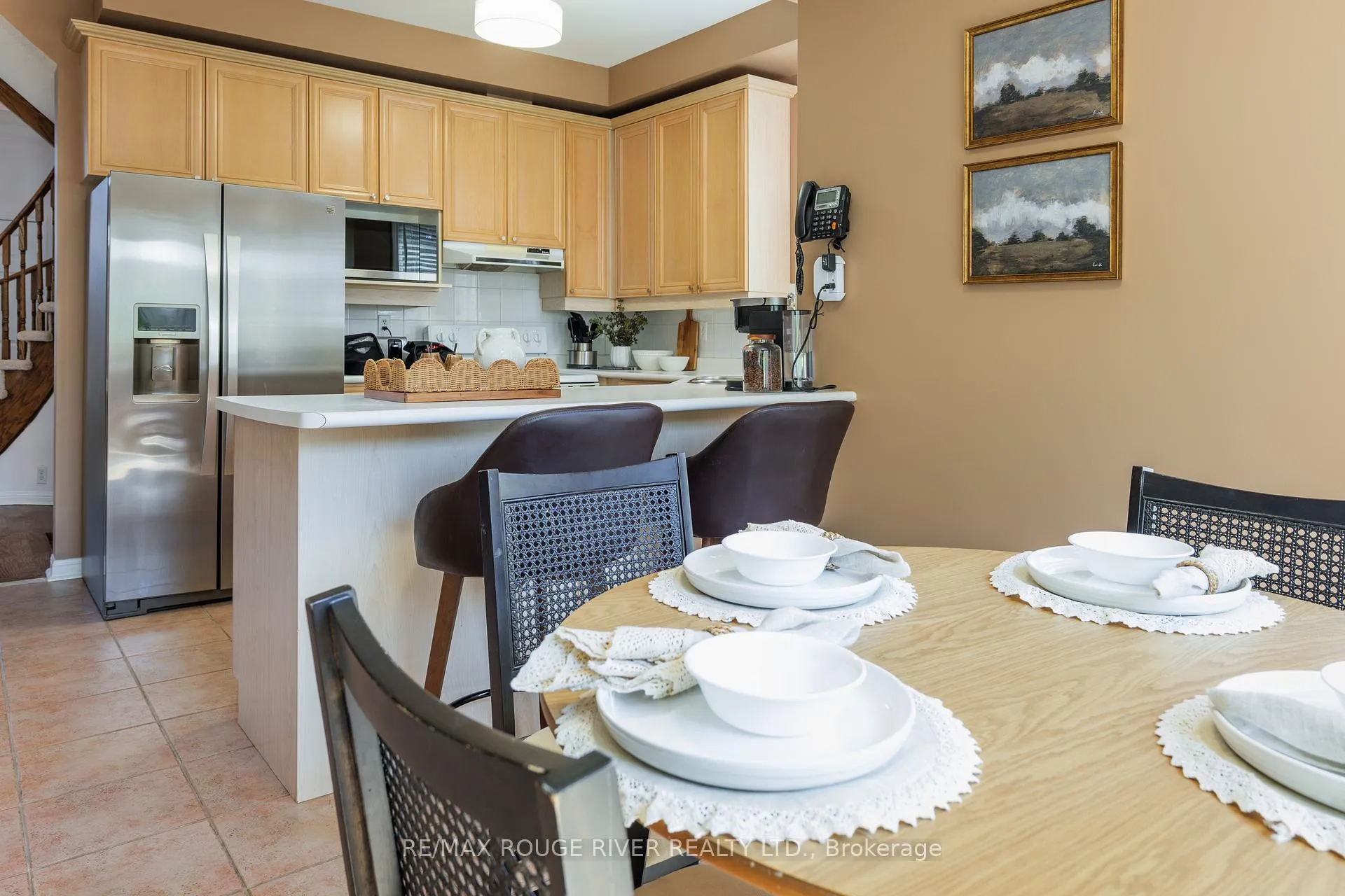 Photo 14 of 463 Summerpark Crescent, Pickering, Amberlea — HOMEH