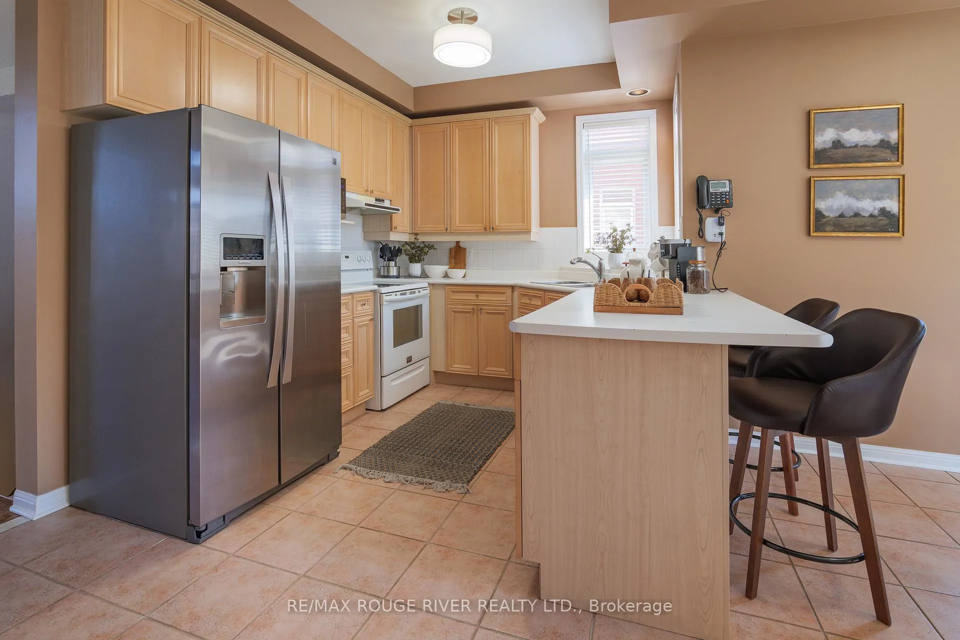 Photo 15 of 463 Summerpark Crescent, Pickering, Amberlea — HOMEH