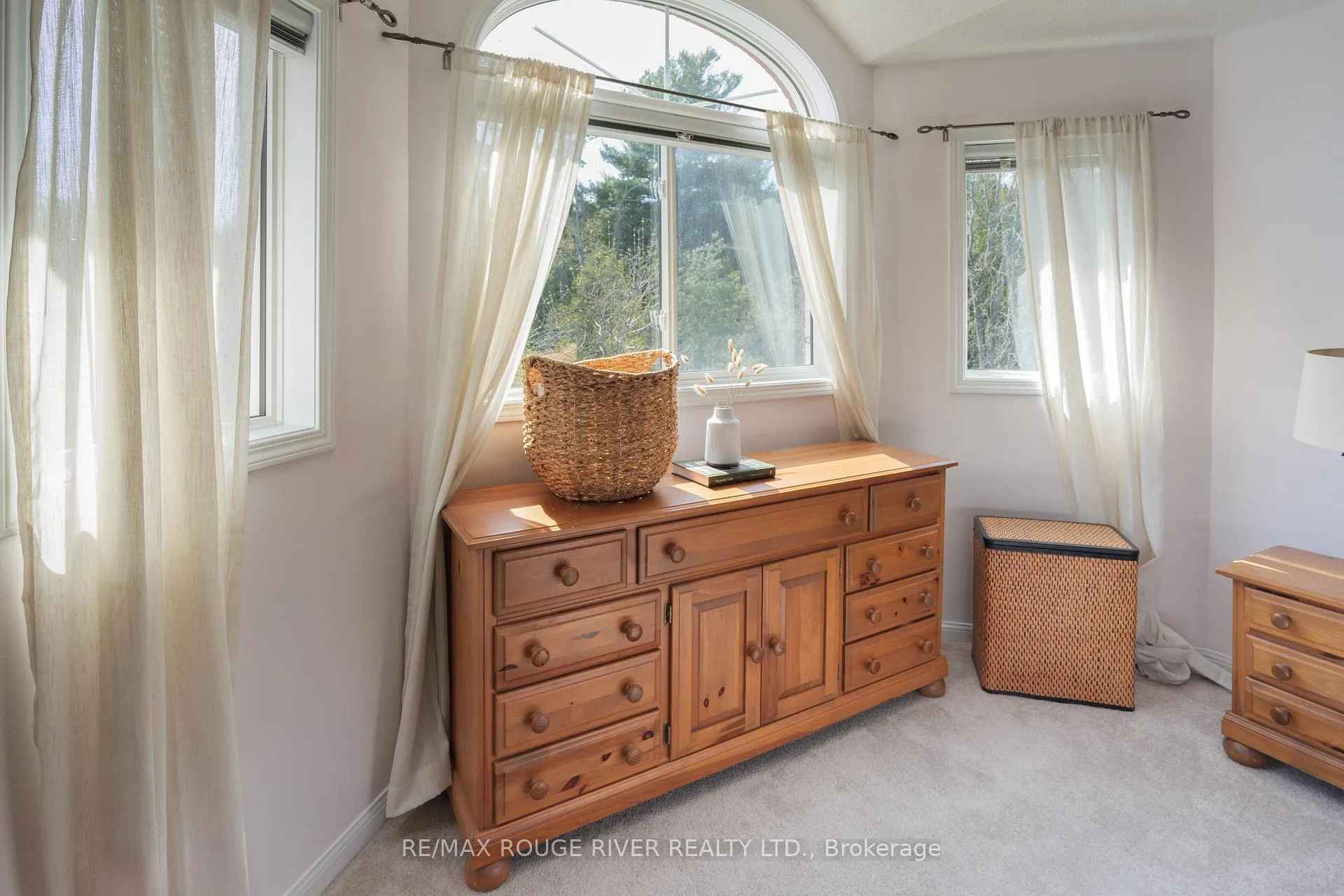 Photo 20 of 463 Summerpark Crescent, Pickering, Amberlea — HOMEH