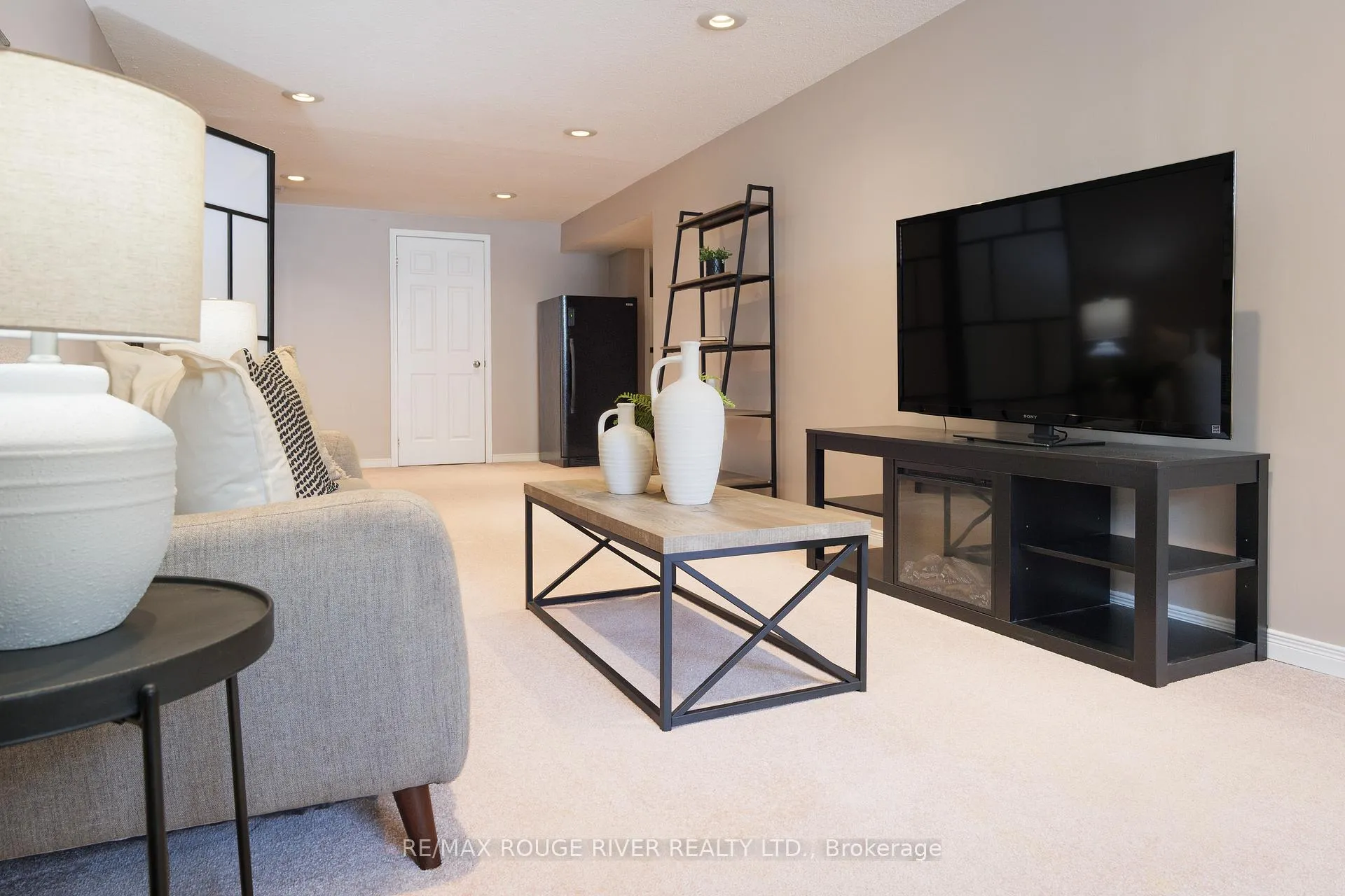 Photo 33 of 463 Summerpark Crescent, Pickering, Amberlea — HOMEH