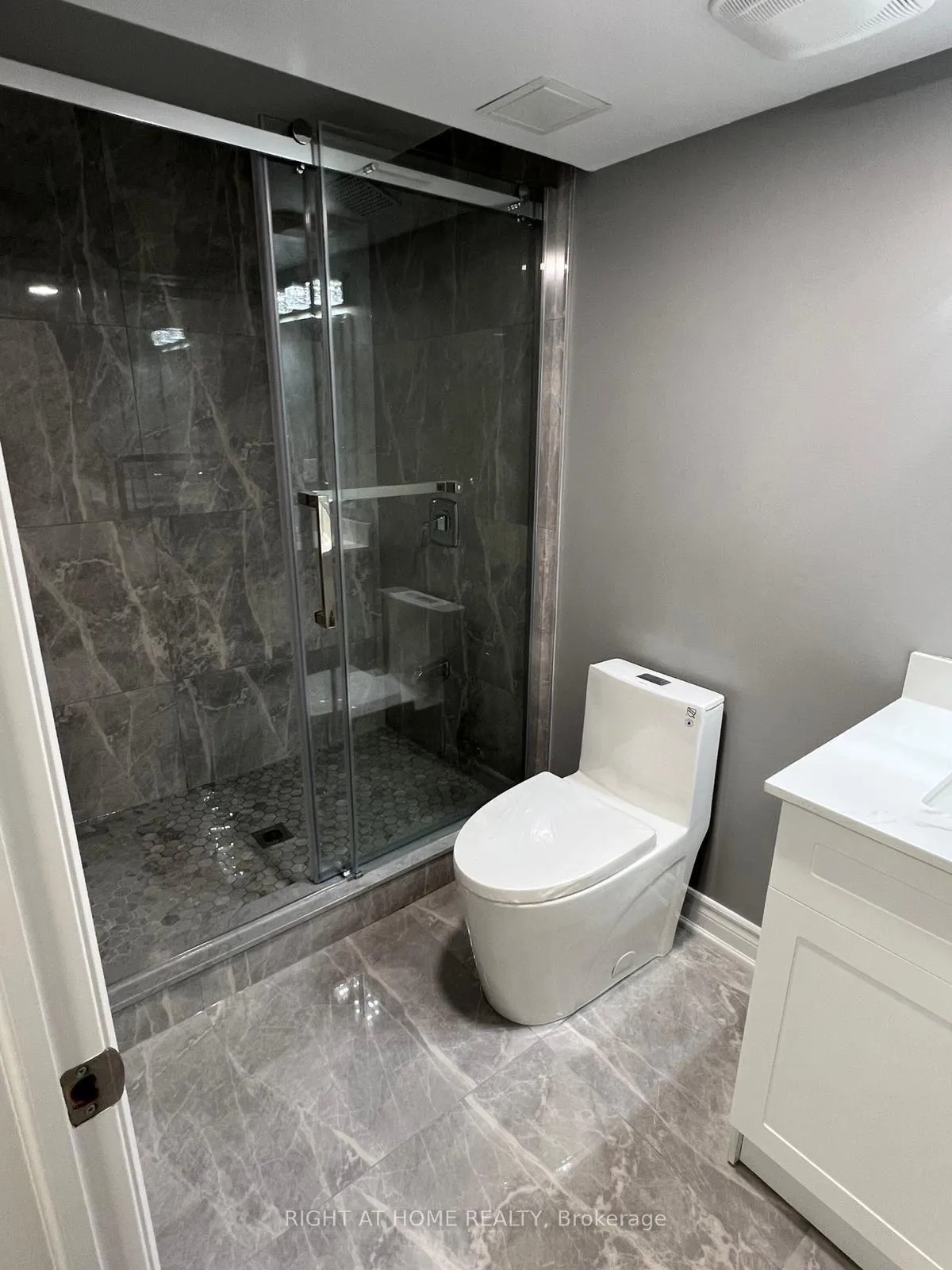 Photo 3 of 94 Bremner Street, Whitby, Rolling Acres — HOMEH