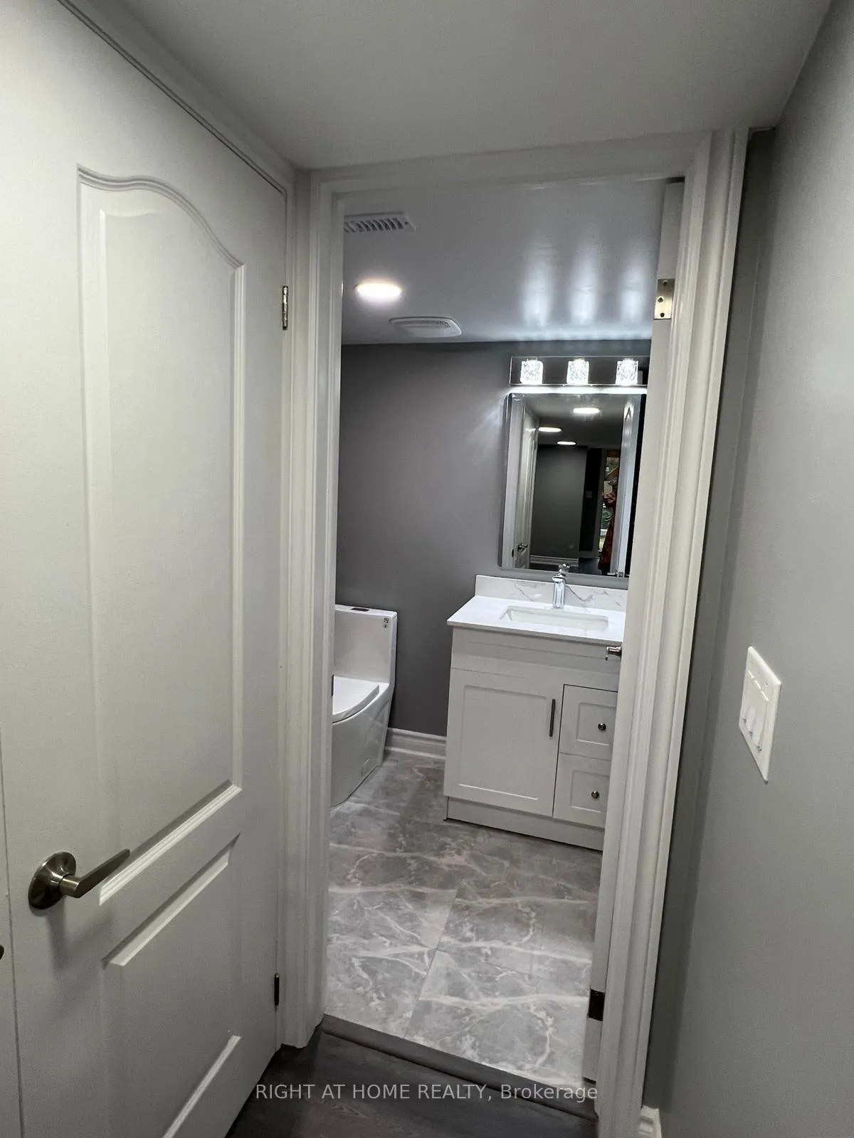 Photo 9 of 94 Bremner Street, Whitby, Rolling Acres — HOMEH