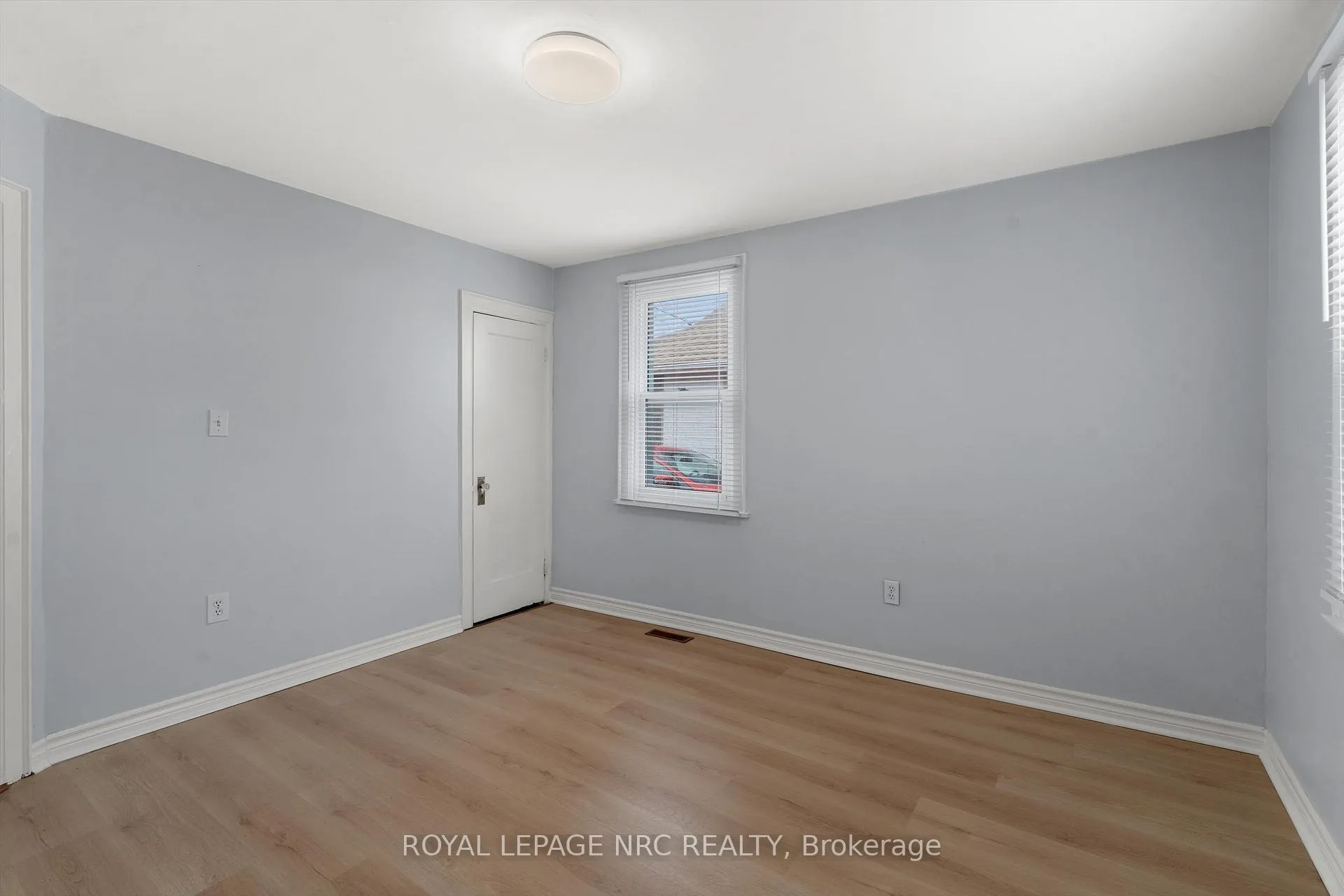 Photo 14 of 31 Prospect Avenue, St. Catharines, Facer — HOMEH