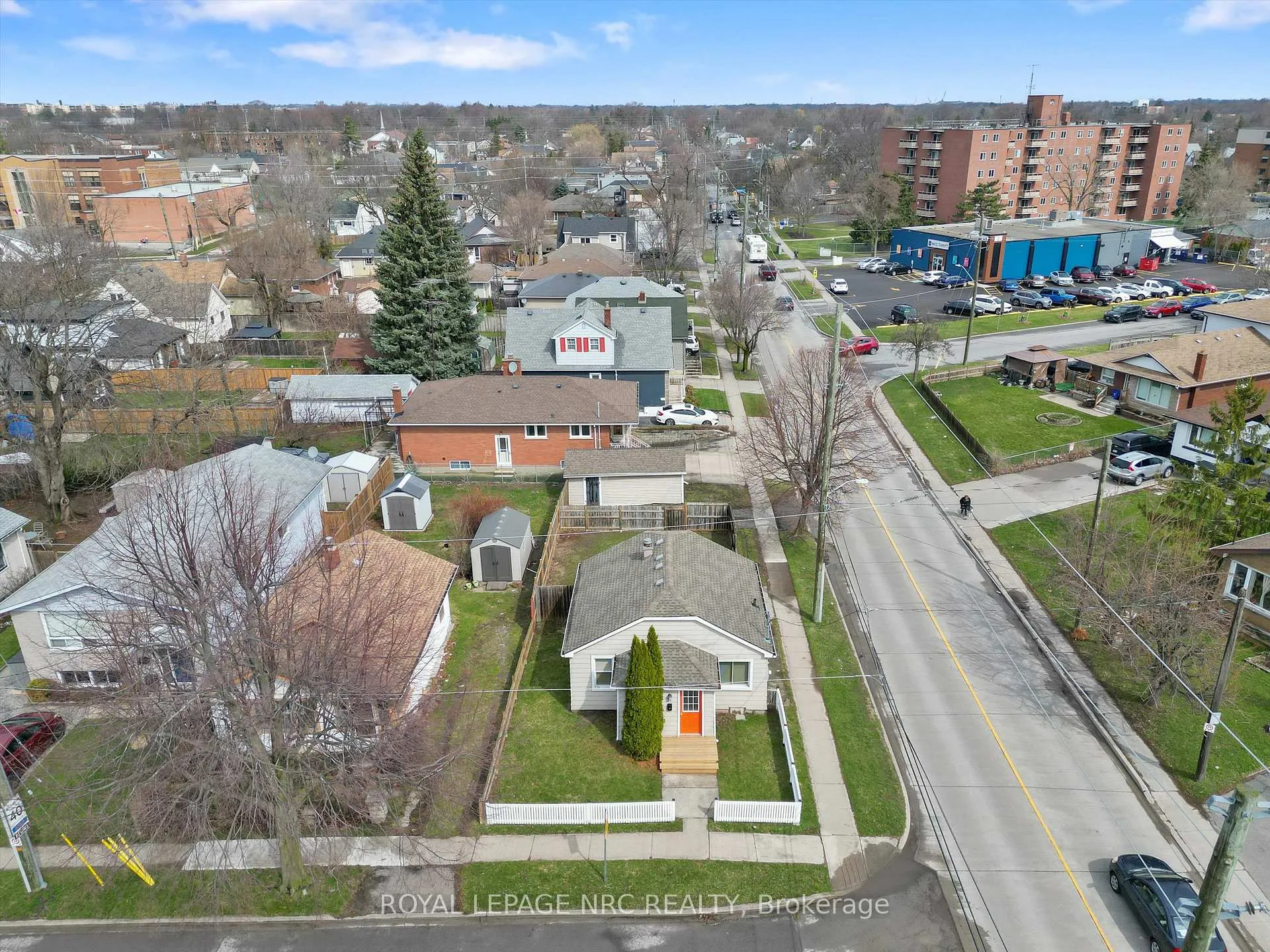 Photo 28 of 31 Prospect Avenue, St. Catharines, Facer — HOMEH