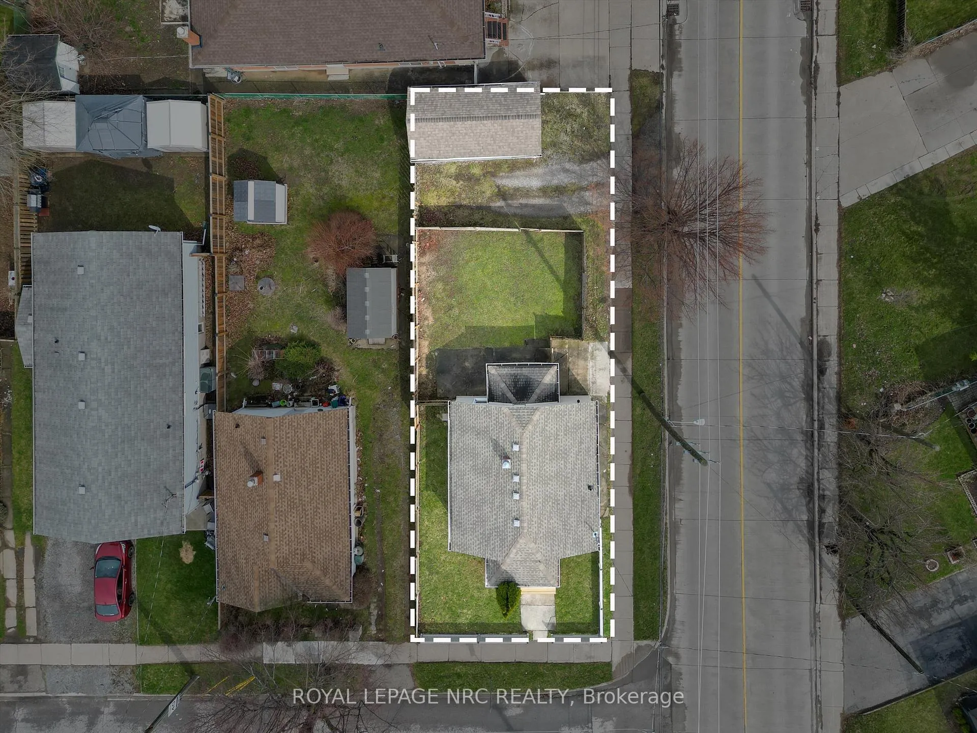 Photo 29 of 31 Prospect Avenue, St. Catharines, Facer — HOMEH