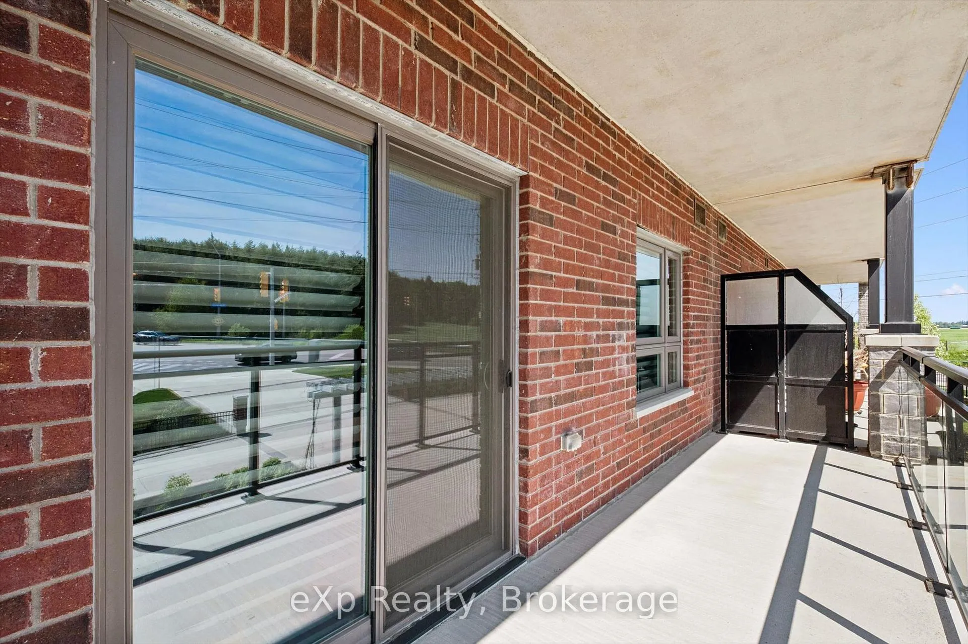 Photo 31 of Unit 214, 35 Kingsbury Square, Guelph, Pineridge/Westminster Woods — HOMEH