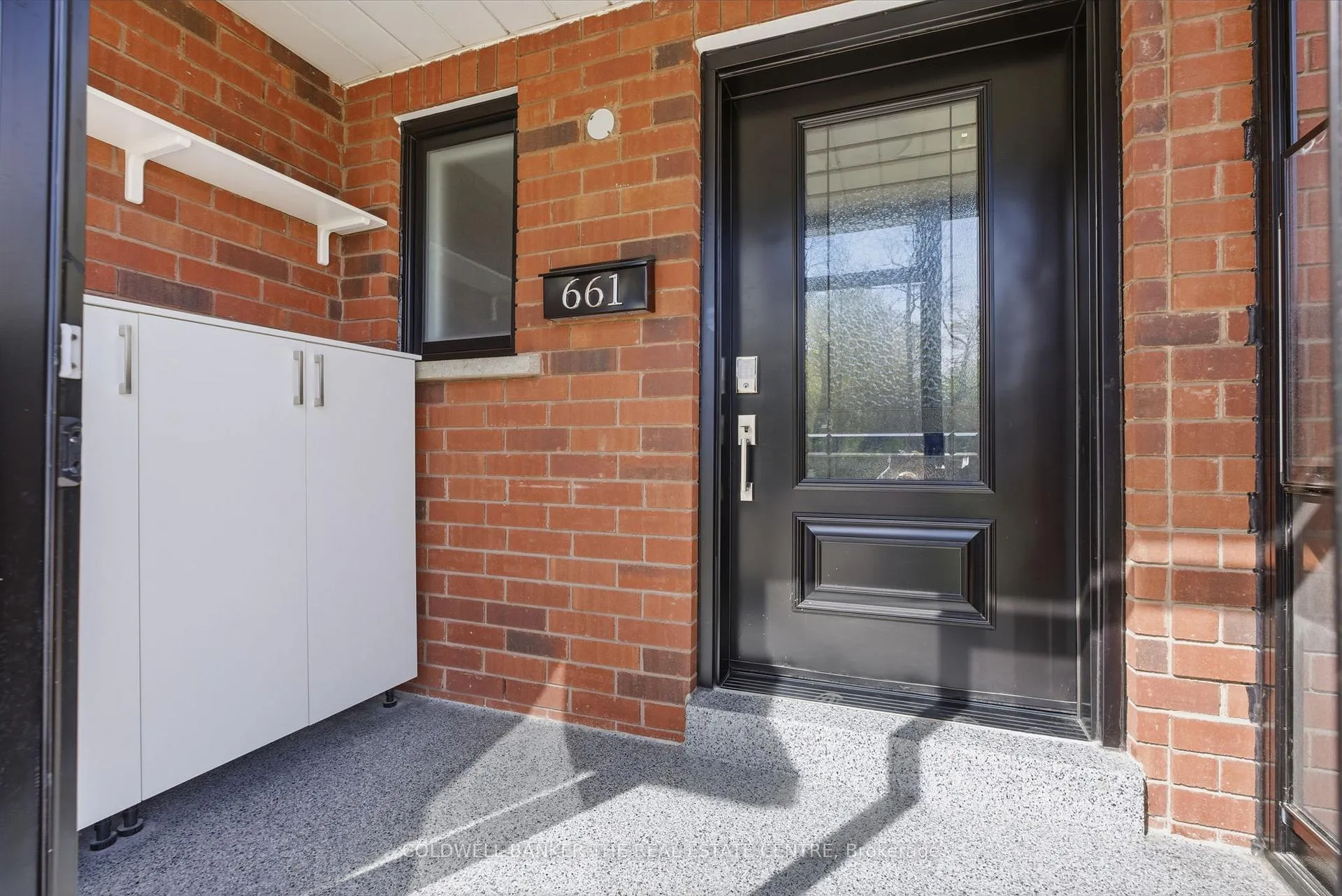 Photo 2 of 661 Fothergill Boulevard, Burlington, Appleby — HOMEH