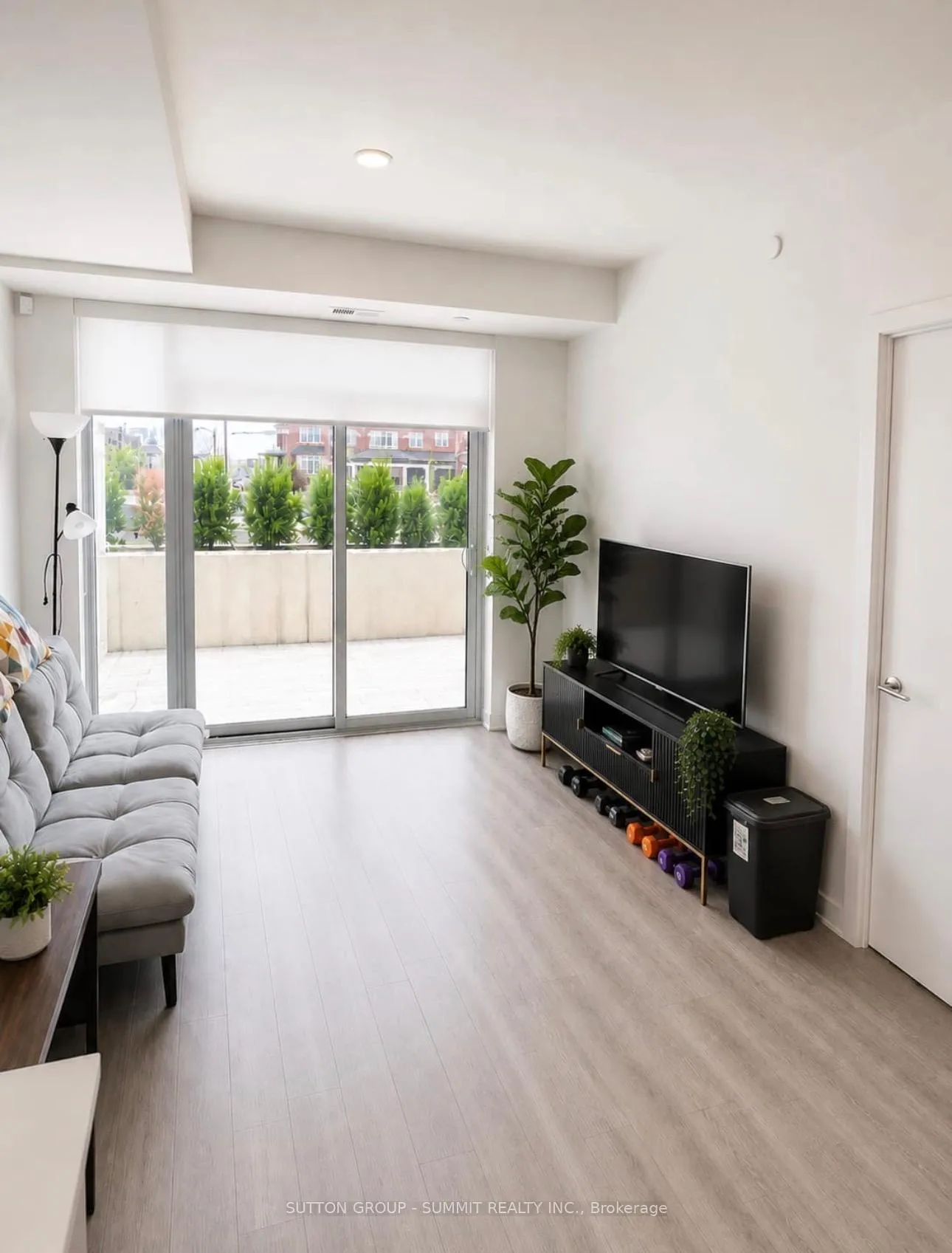 Photo 5 of Unit 111, 1005 Dundas Street E, Oakville, Joshua Meadows — HOMEH