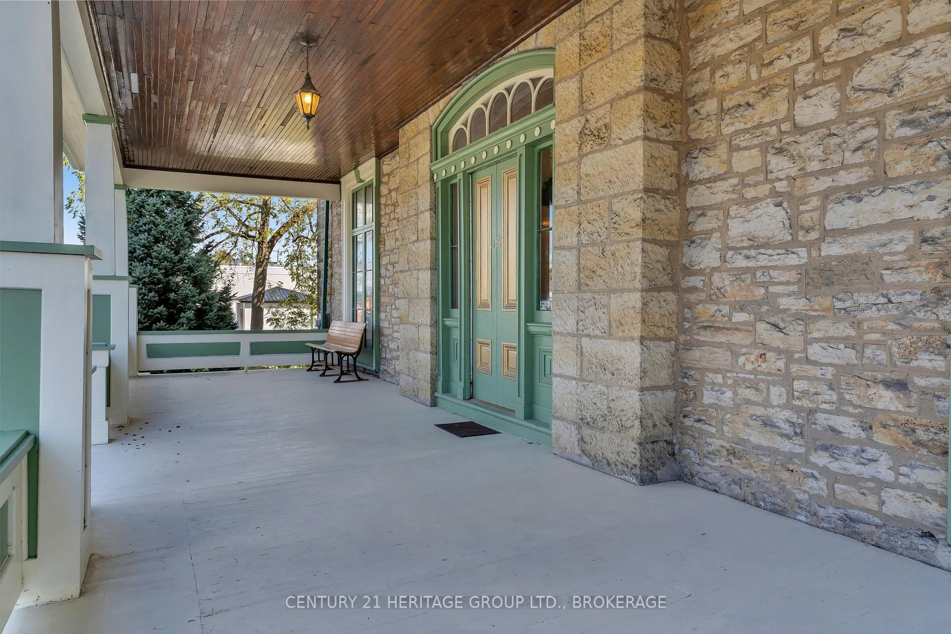 Photo 6 of 389 King Street, Gananoque — HOMEH