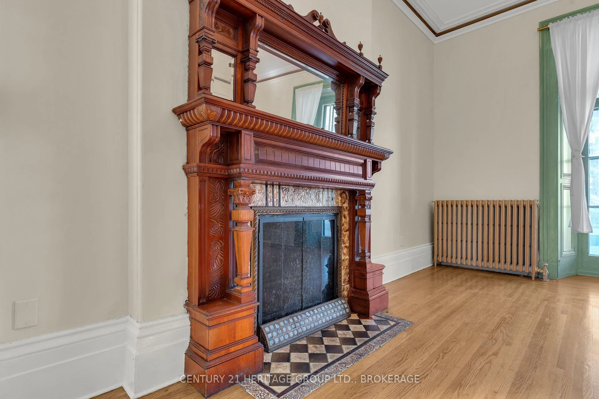Photo 19 of 389 King Street, Gananoque — HOMEH