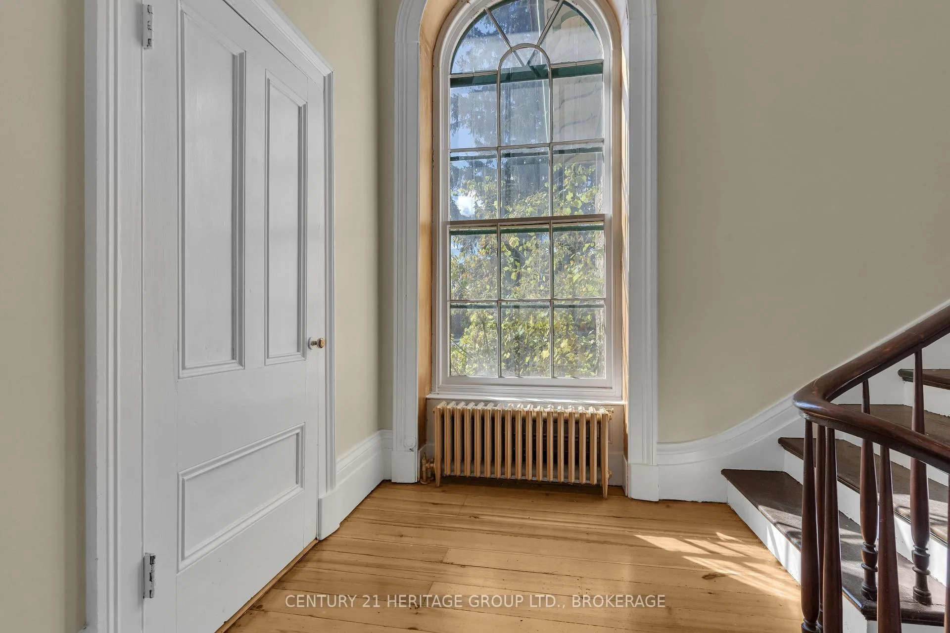 Photo 30 of 389 King Street, Gananoque — HOMEH