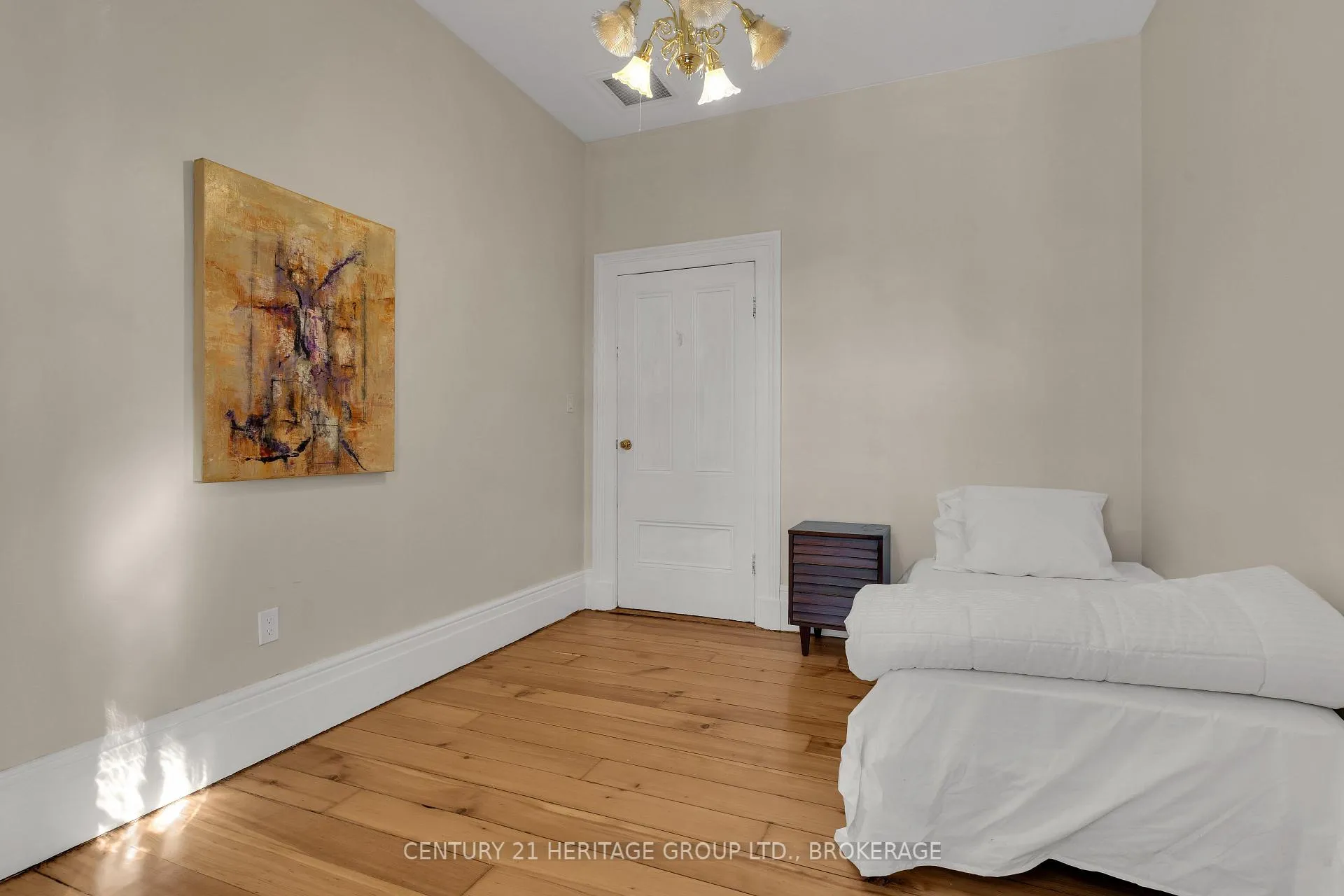 Photo 41 of 389 King Street, Gananoque — HOMEH