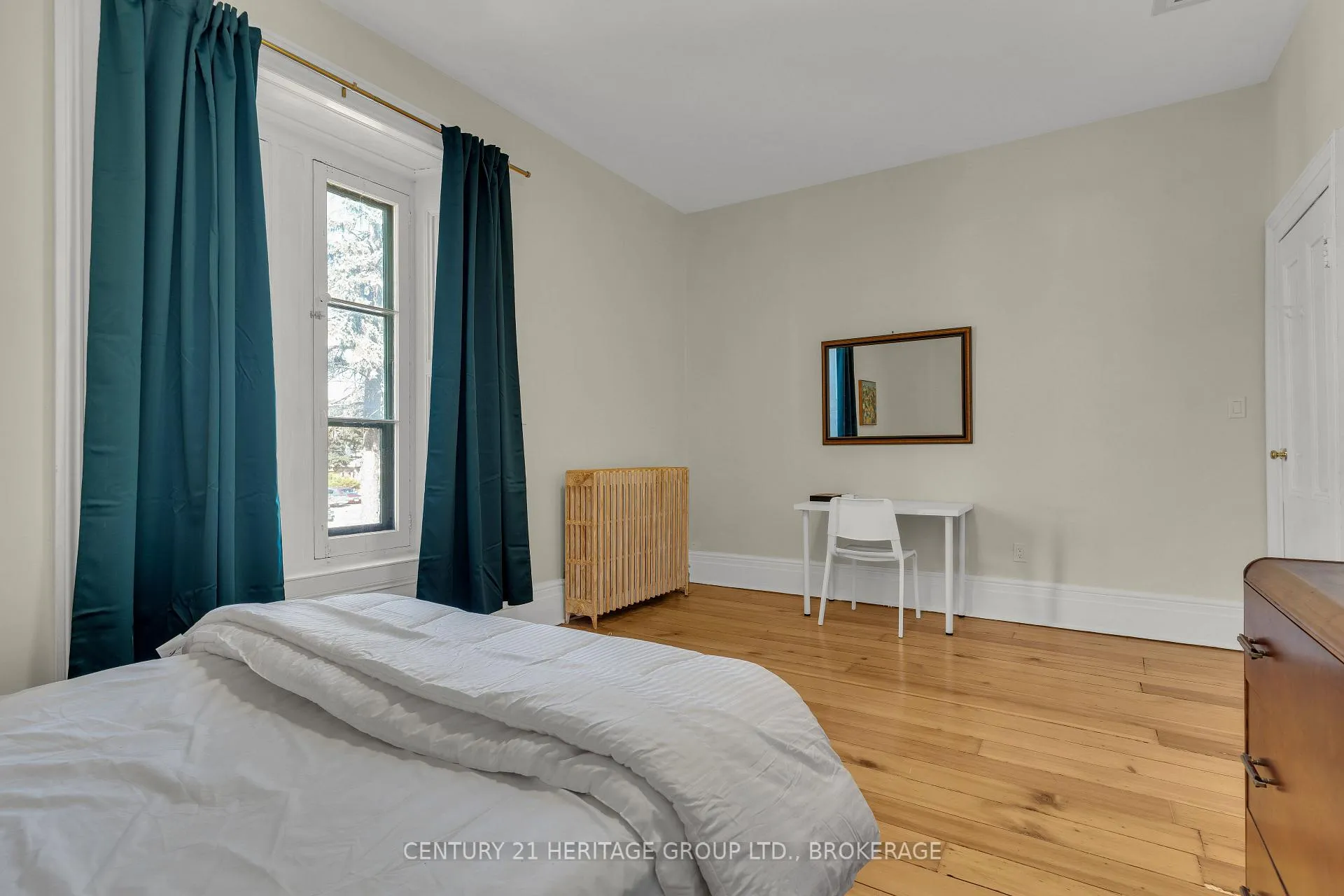 Photo 43 of 389 King Street, Gananoque — HOMEH